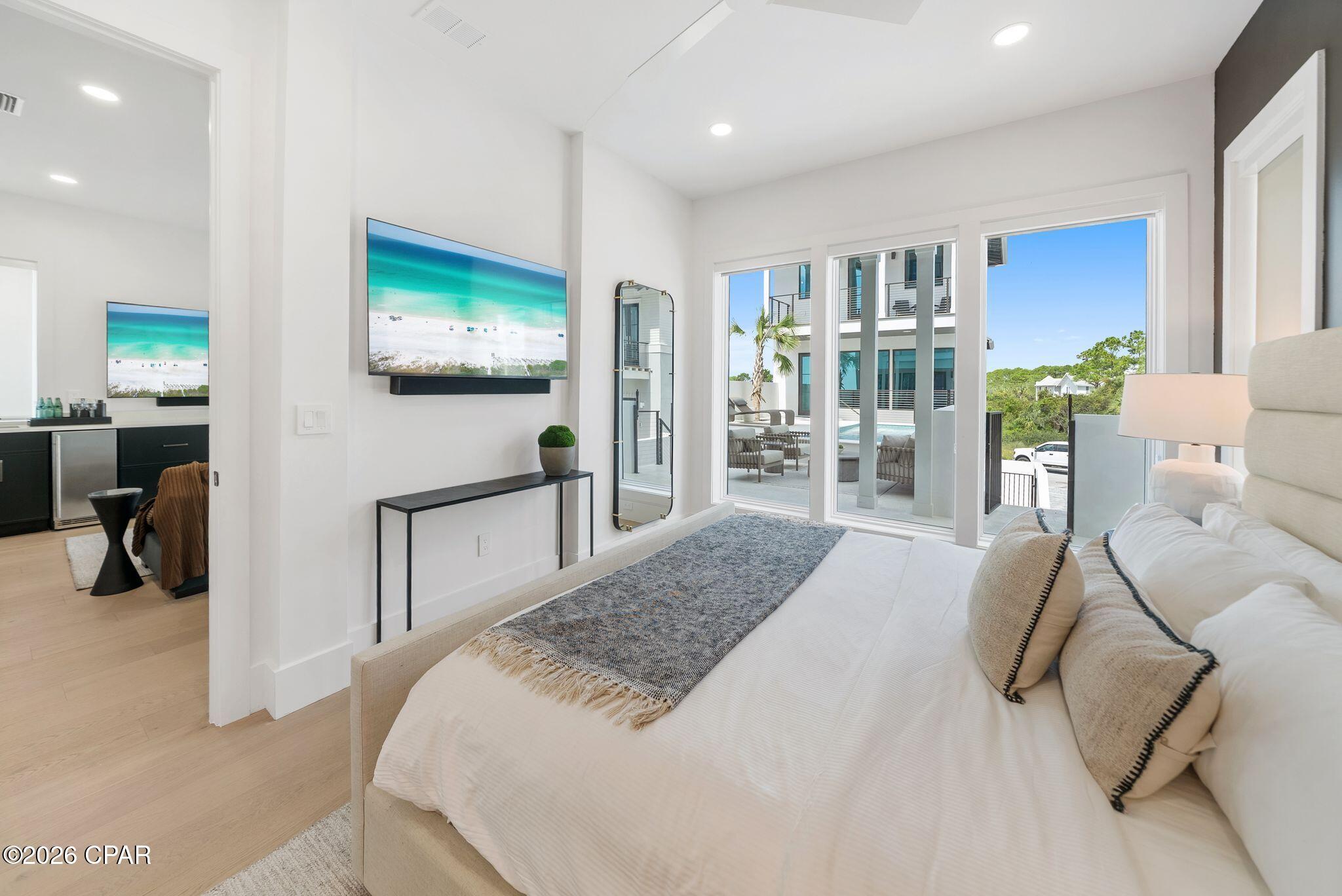 274 Beachside Drive, Panama City Beach, FL 32413 thumbnail, photo 18 of 100
