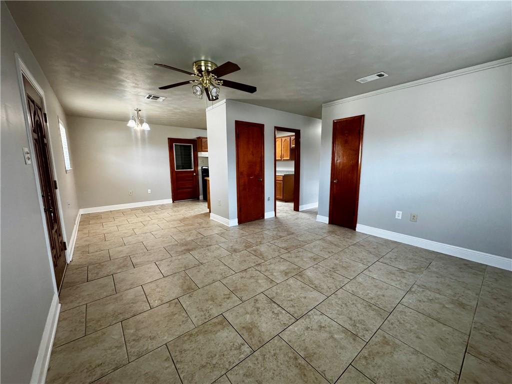 Photo 2 of Single family home for sale at 1337 Maplewood Dr, Harvey, LA 70058 | MLS# 2579320 | Listing updated on 2026-09-29