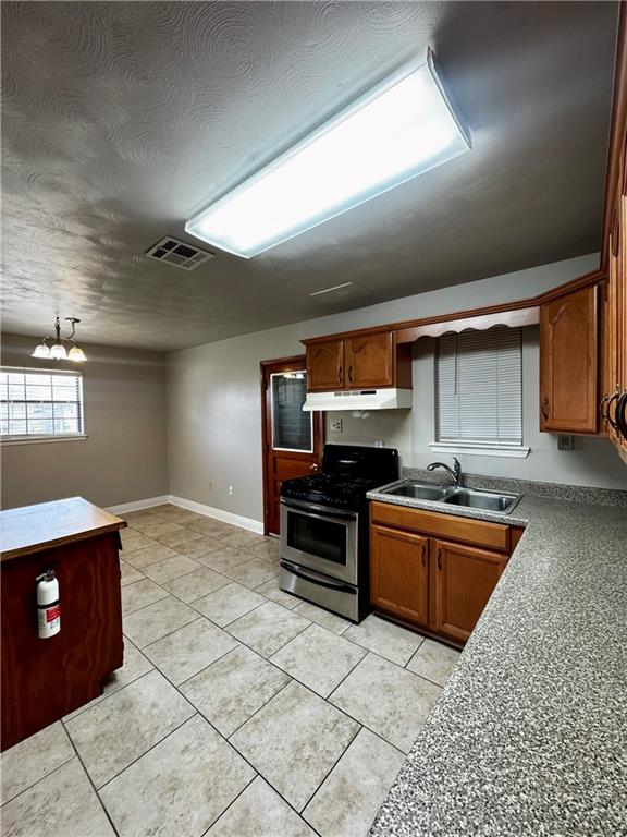 Photo 4 of Single family home for sale at 1337 Maplewood Dr, Harvey, LA 70058 | MLS# 2579320 | Listing updated on 2026-09-29