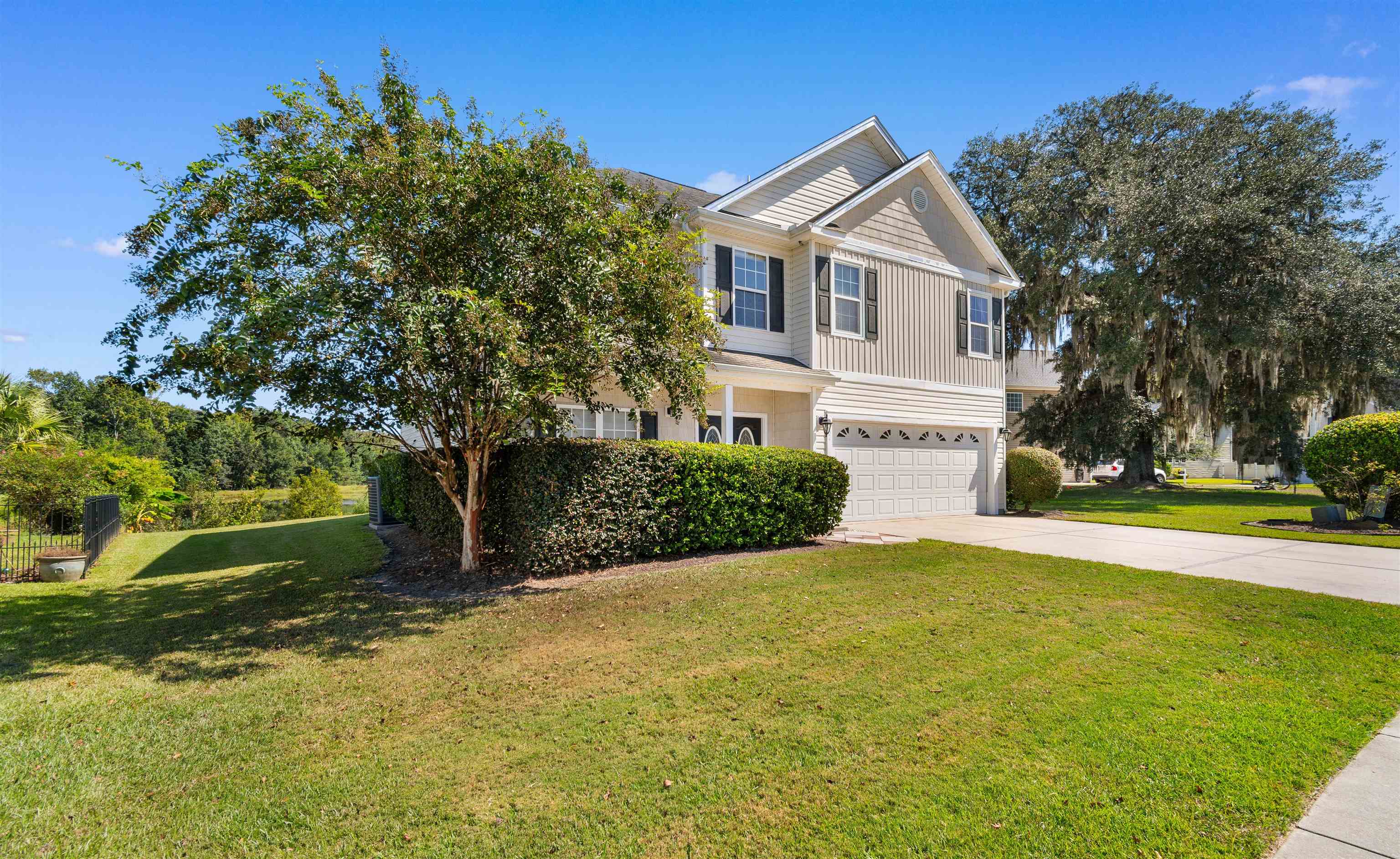 Photo 3 of Single family home for sale at 1004 Pecan Grv Blvd, Conway, SC 29527 | MLS# 2623978 | Listing updated on 2026-10-20