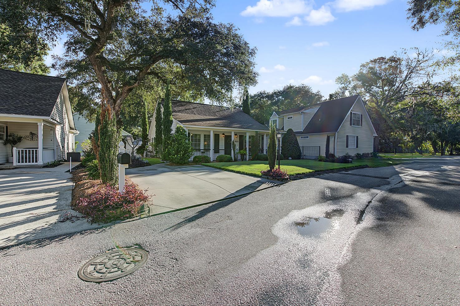 Photo 3 of Single family home for sale at 4273 Brook Dr, Murrells Inlet, SC 29576 | MLS# 2623980 | Listing updated on 2026-09-29