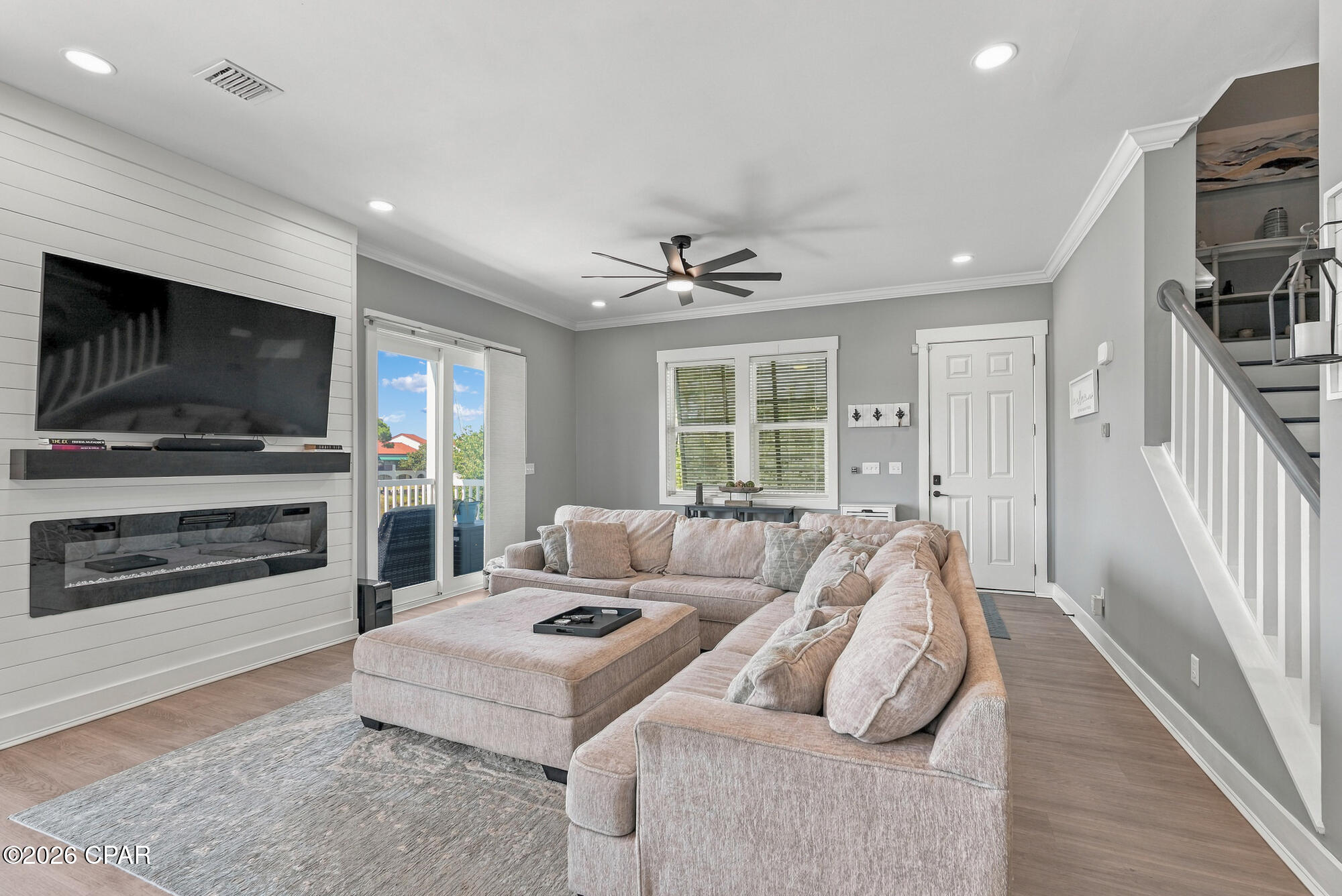 8811 N Lagoon Drive, Panama City Beach, FL 32408 thumbnail, photo 9 of 68