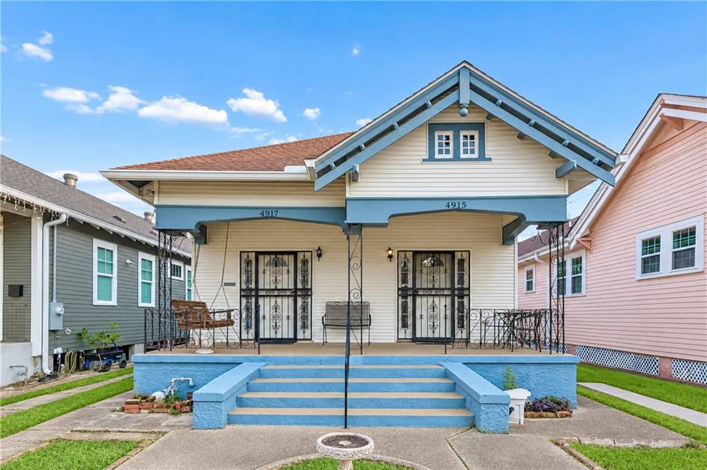 Multi family home for sale at 4915 S 17 Saratoga St, New Orleans, LA 70115 | MLS# 2579487