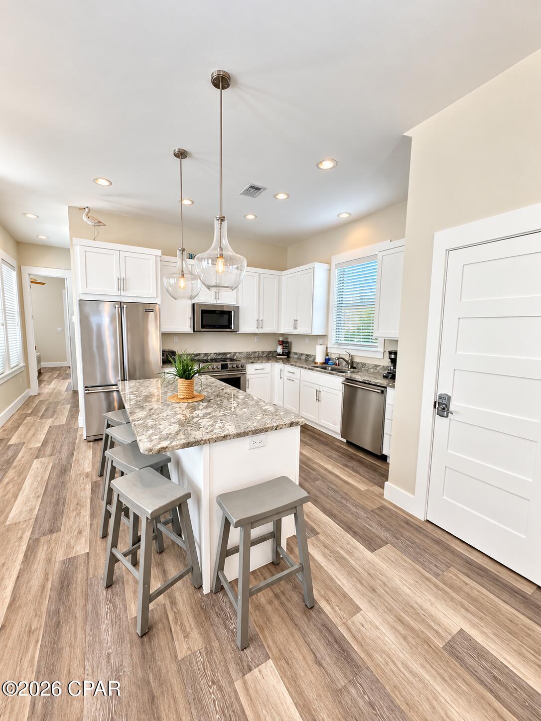 5509 Thomas Drive, Panama City, FL 32408 thumbnail, photo 12 of 33