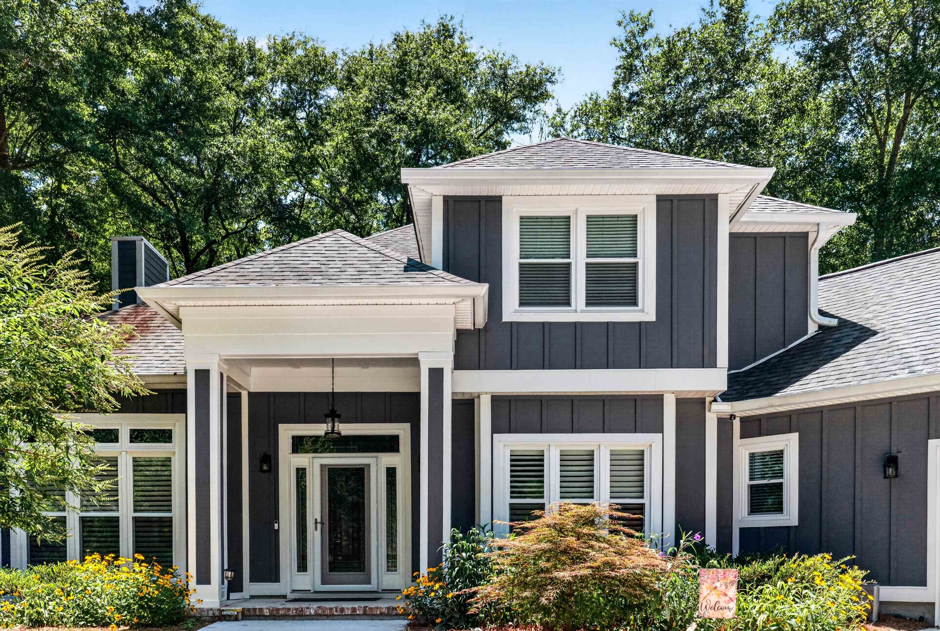 Photo 2 of Sale Pending at 1142 Club Cir Dr, Pawleys Island, SC 29585 | MLS# 2624133 | Listing updated on 2026-10-02