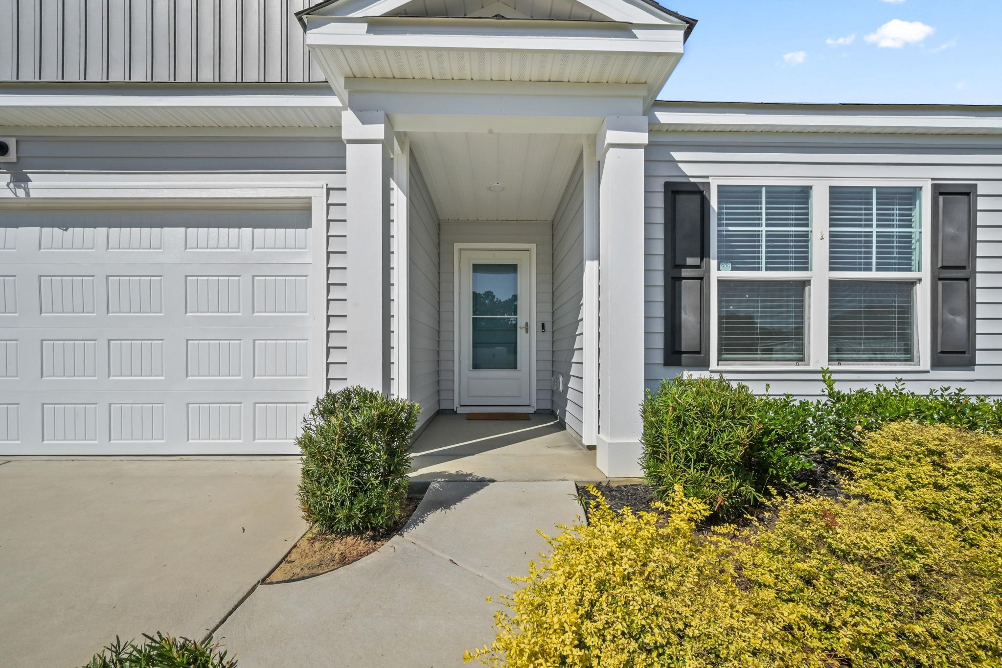 Photo 3 of Single family home for sale at 1031 Corn Husk Loop, Conway, SC 29527 | MLS# 2624139 | Listing updated on 2026-10-05