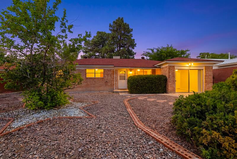 4721 Comanche Road, Albuquerque NM 87110