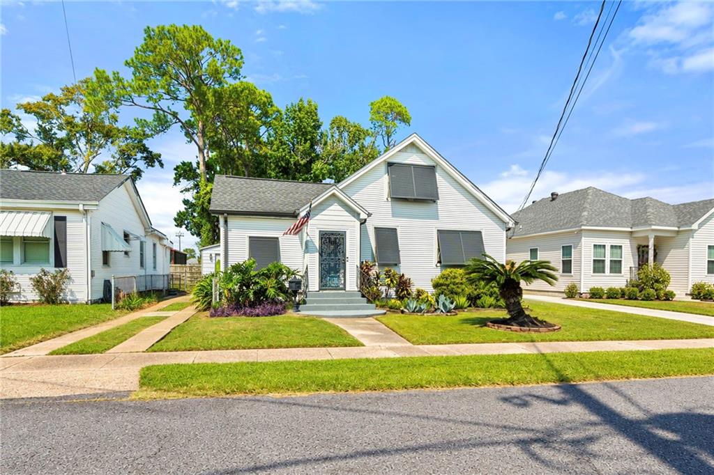 Photo 2 of Single family home for sale at 3763 Roman St, Metairie, LA 70001 | MLS# 2579721 | Listing updated on 2026-10-04