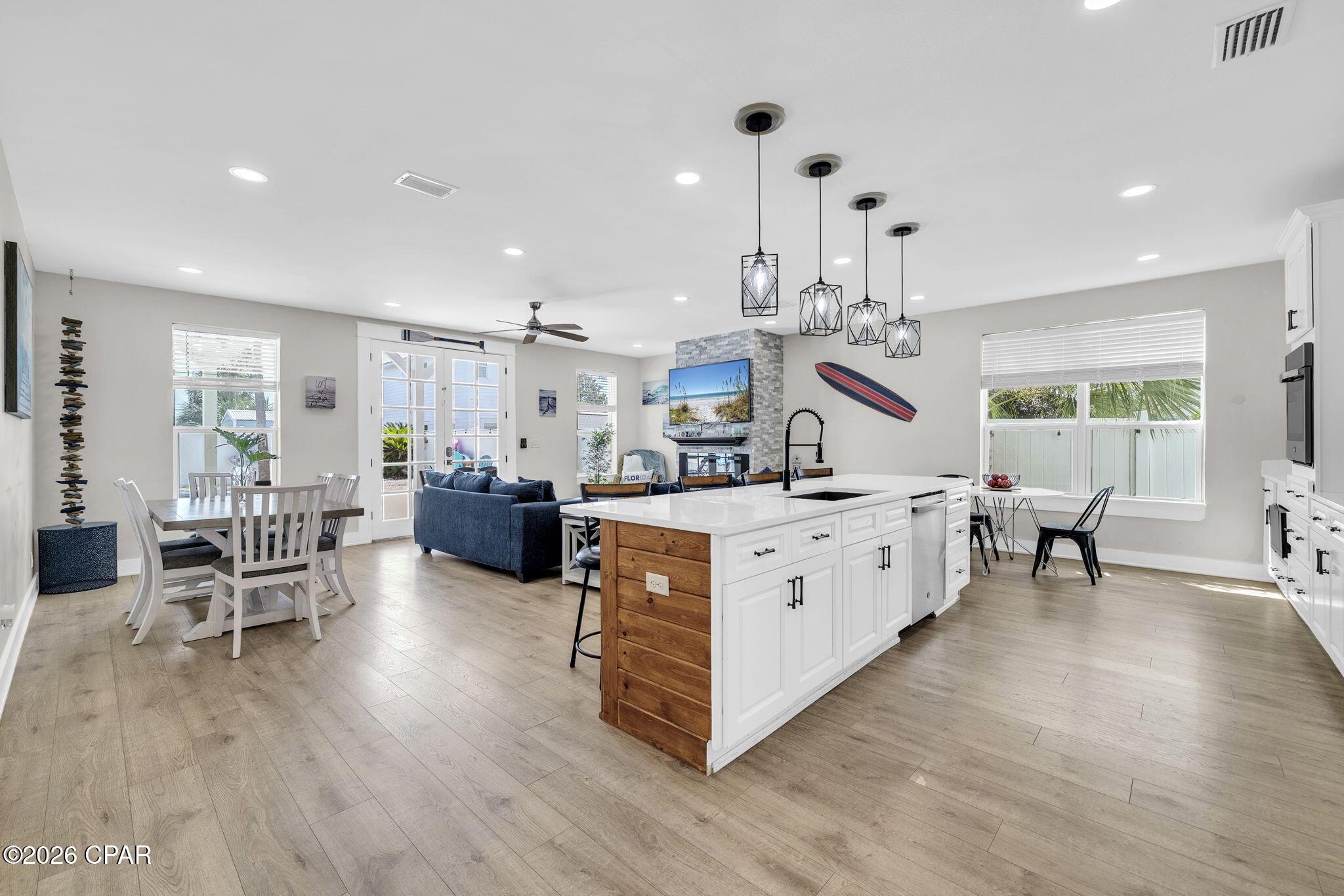 208 14th Street, Panama City Beach, FL 32413 thumbnail, photo 21 of 90