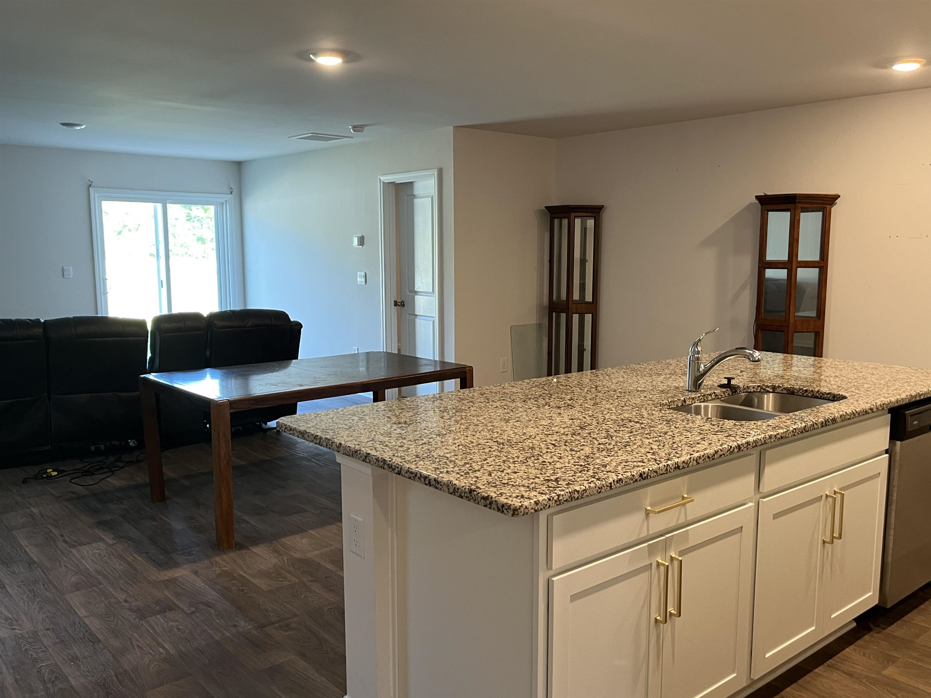 568 Woodland Farms Circle 