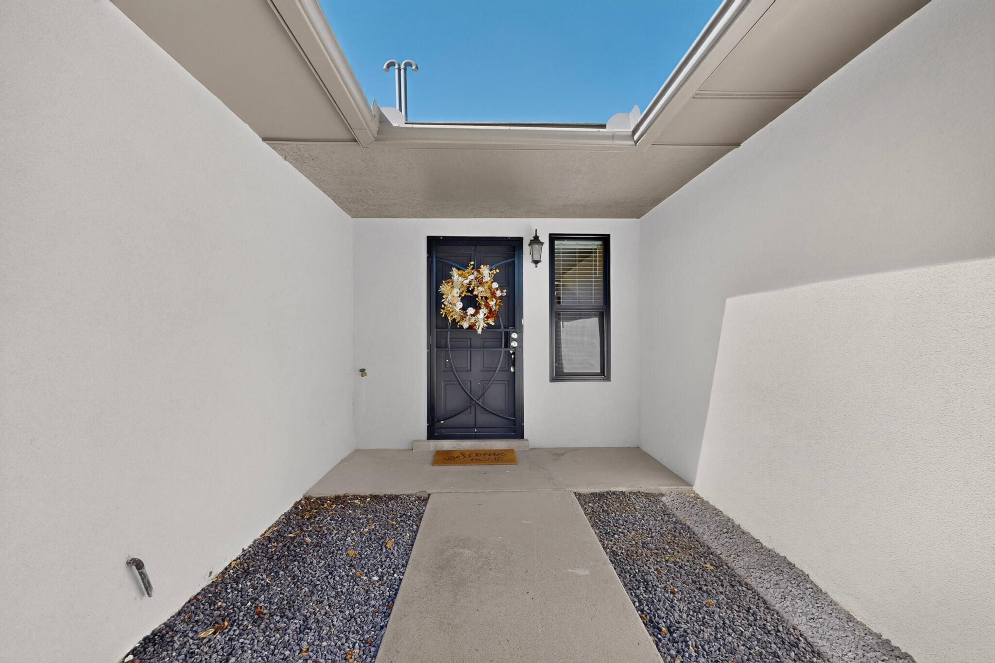 Photo 3 of Single family home for sale at 5605 Chelwood Park Blvd NE, Albuquerque, NM 87111 | MLS# 1111843 | Listing updated on 2026-10-04