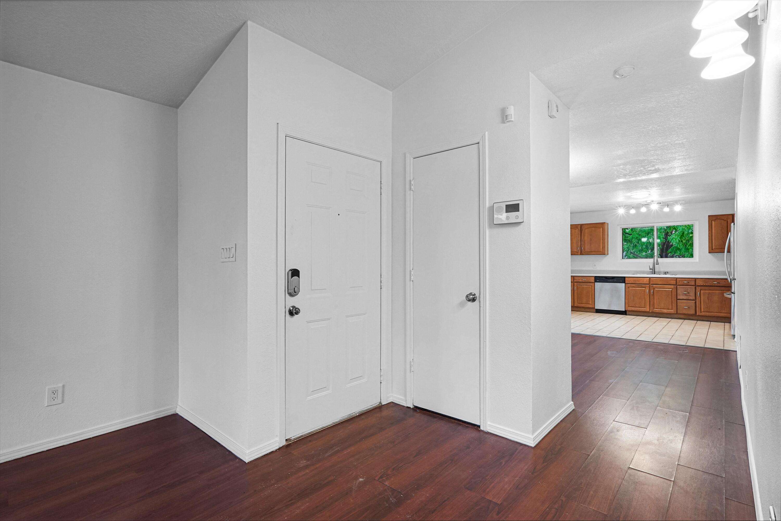 Photo 4 of Single family home for sale at 10416 Johncock Ave SW, Albuquerque, NM 87121 | MLS# 1111893 | Listing updated on 2026-10-03