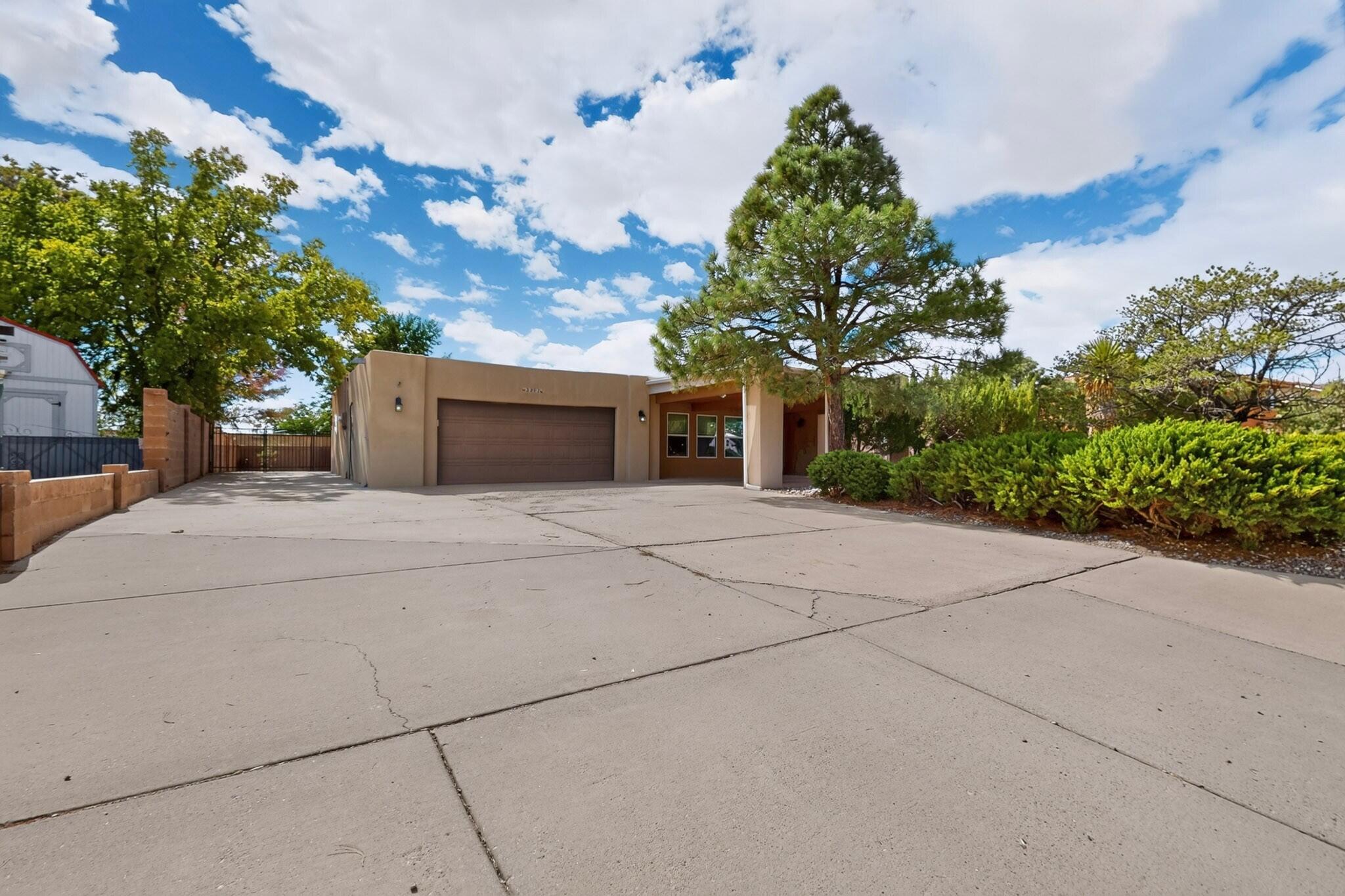 Photo 1 of Single family home for sale at 3802 Saint Andrews Dr Se, Rio Rancho, NM 87124 | MLS# 1111926 | Listing updated on 2026-10-03