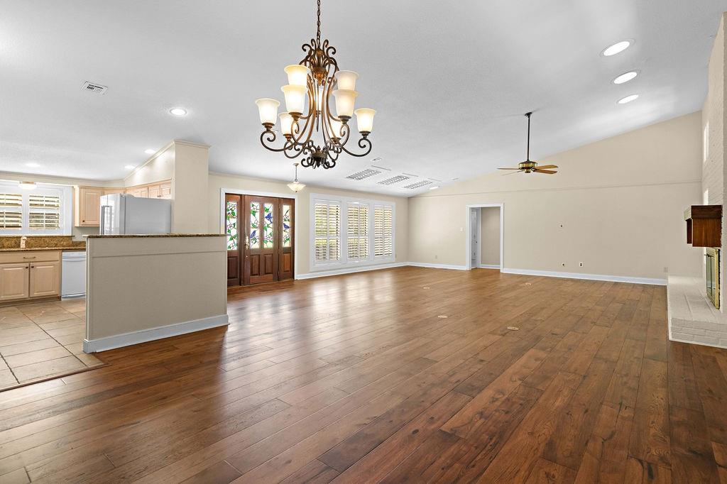 Photo 3 of Single family home for sale at 751 Bocage Ln, Mandeville, LA 70471 | MLS# 2579841 | Listing updated on 2026-10-07