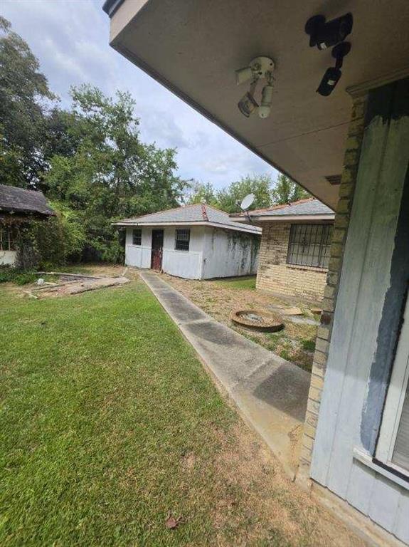 Photo 4 of Single family home for sale at 11906 Tams Dr, Baton Rouge, LA 70815 | MLS# 2580195 | Listing updated on 2026-10-08