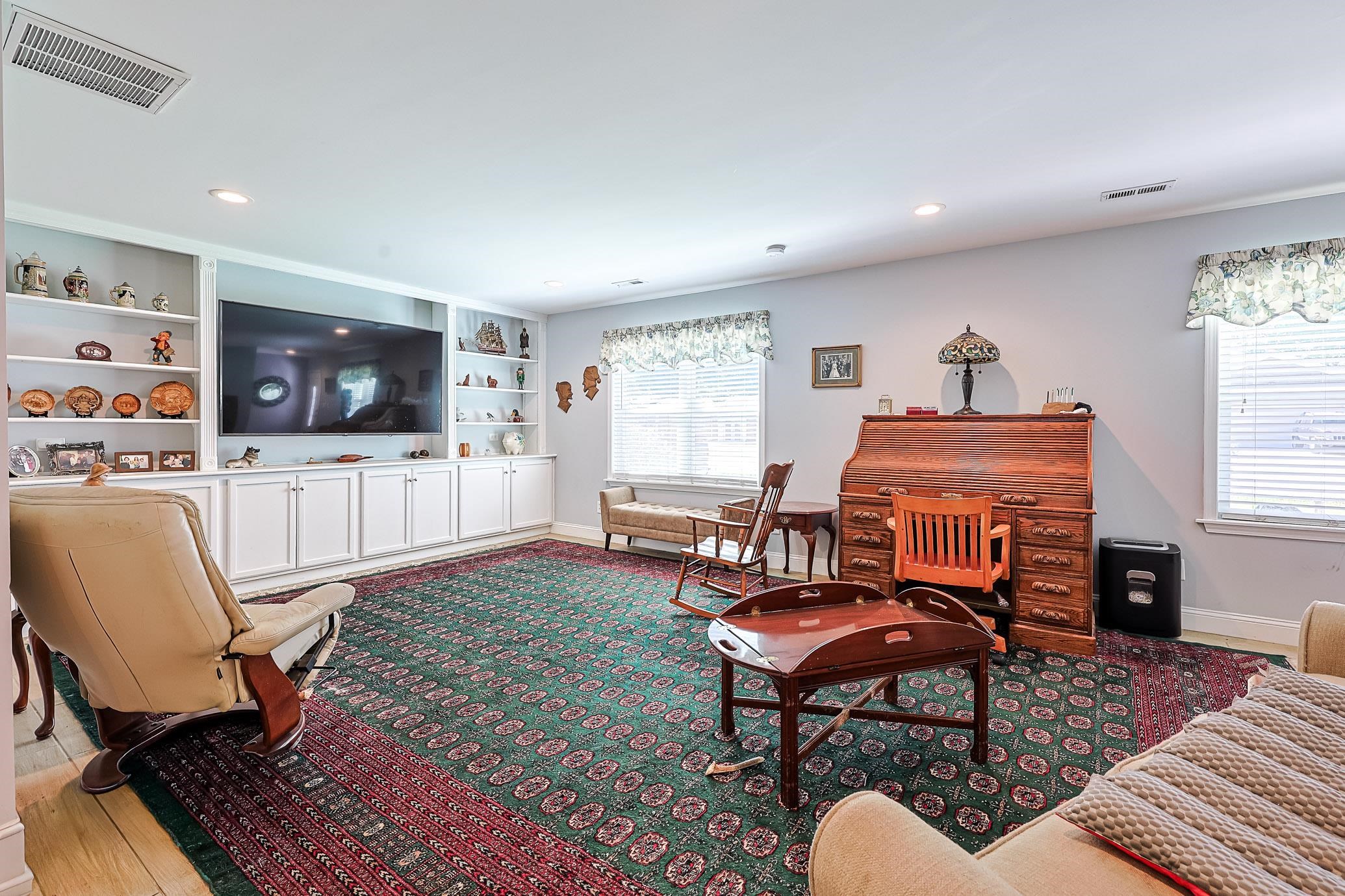 Photo 2 of Single family home for sale at 4625 Boxwood Dr, Myrtle Beach, SC 29588 | MLS# 2624442 | Listing updated on 2026-10-07