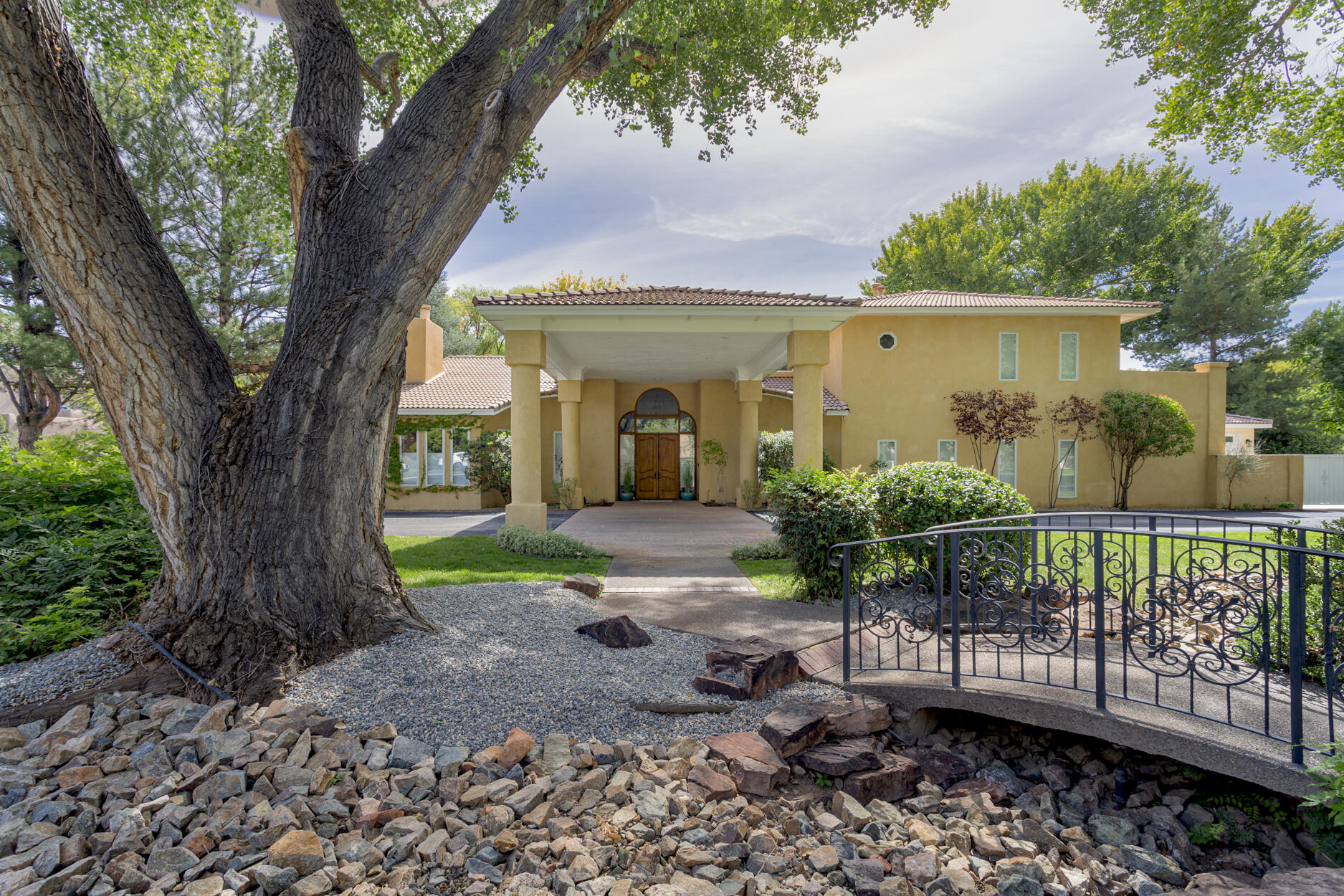 Photo 3 of Mansion for sale at 5808 Padre Roberto Rd Nw, Los Ranchos, NM 87107 | MLS# 1111985 | Listing updated on 2026-10-15