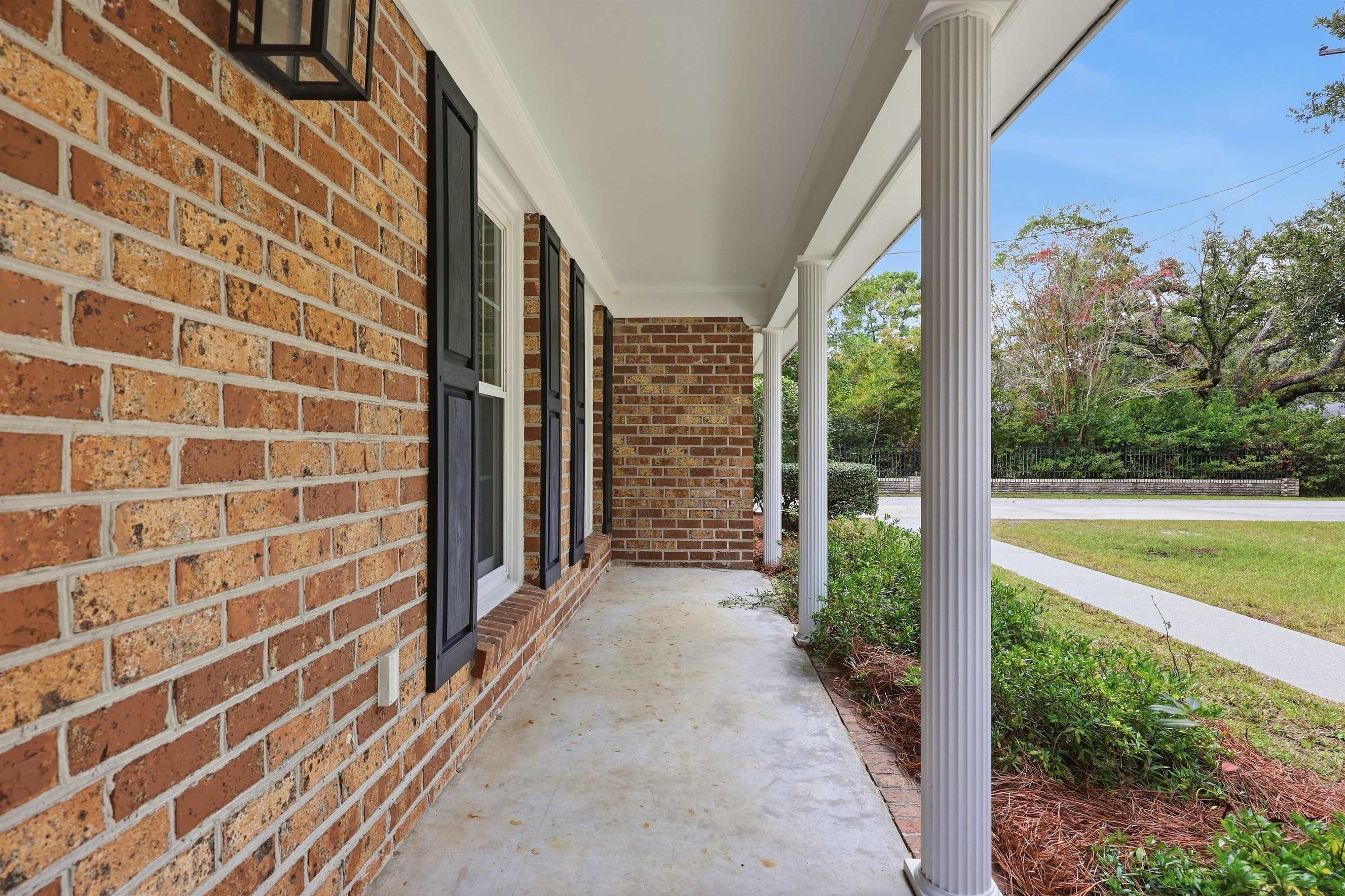 Photo 4 of Single family home for sale at 1123 Cuttino St, Georgetown, SC 29440 | MLS# 2624514 | Listing updated on 2026-10-06