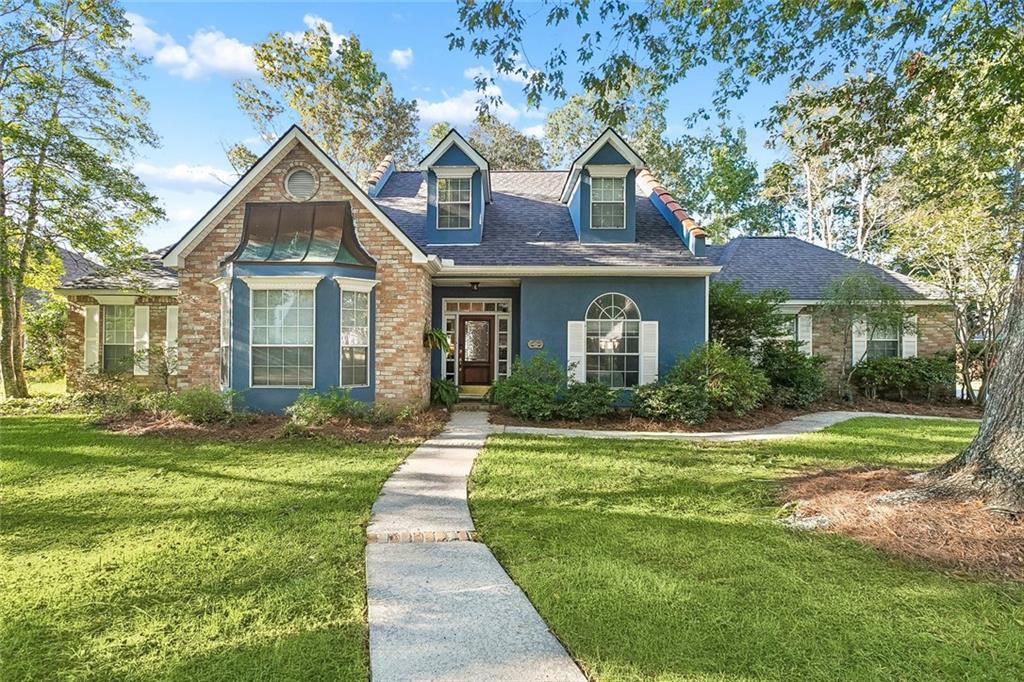 Photo 1 of Single family home for sale at 324 Rosedown Way, Mandeville, LA 70471 | MLS# 2579941 | Listing updated on 2026-10-06