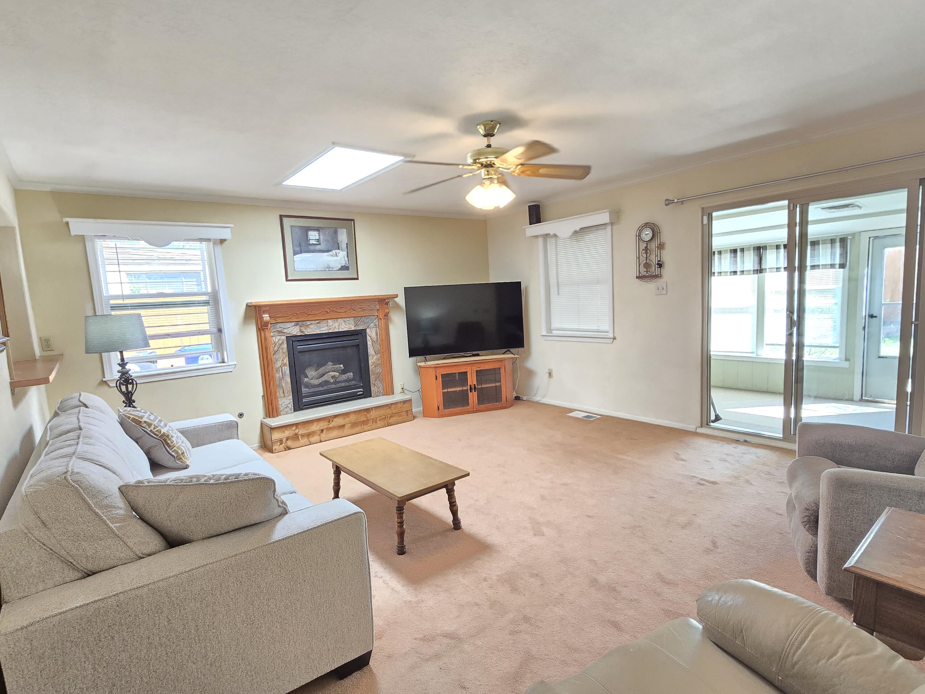 Photo 4 of Single family home for sale at 4308 Shepard Rd NE, Albuquerque, NM 87110 | MLS# 1112065 | Listing updated on 2026-10-07
