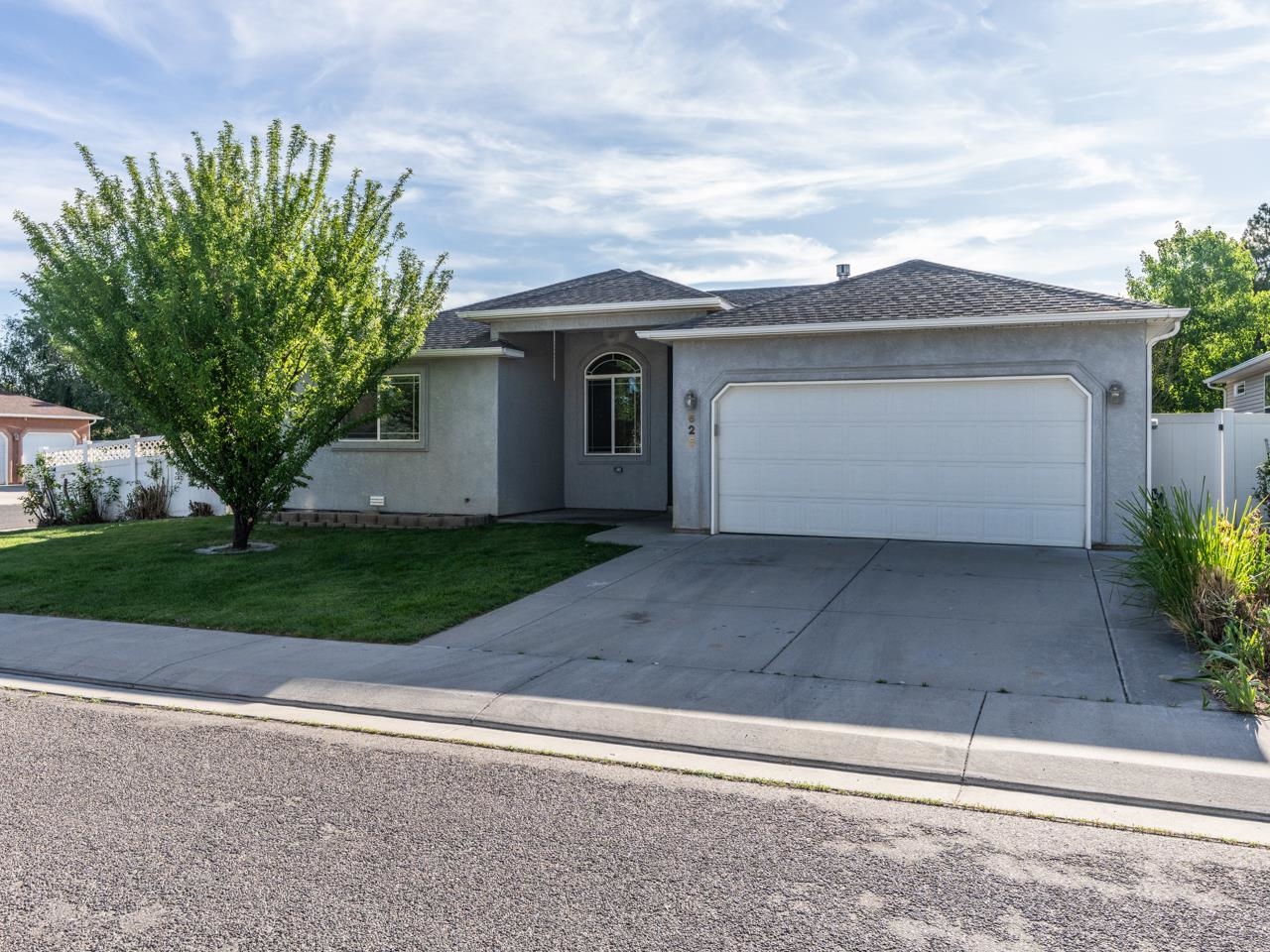 625 Sneddon Place