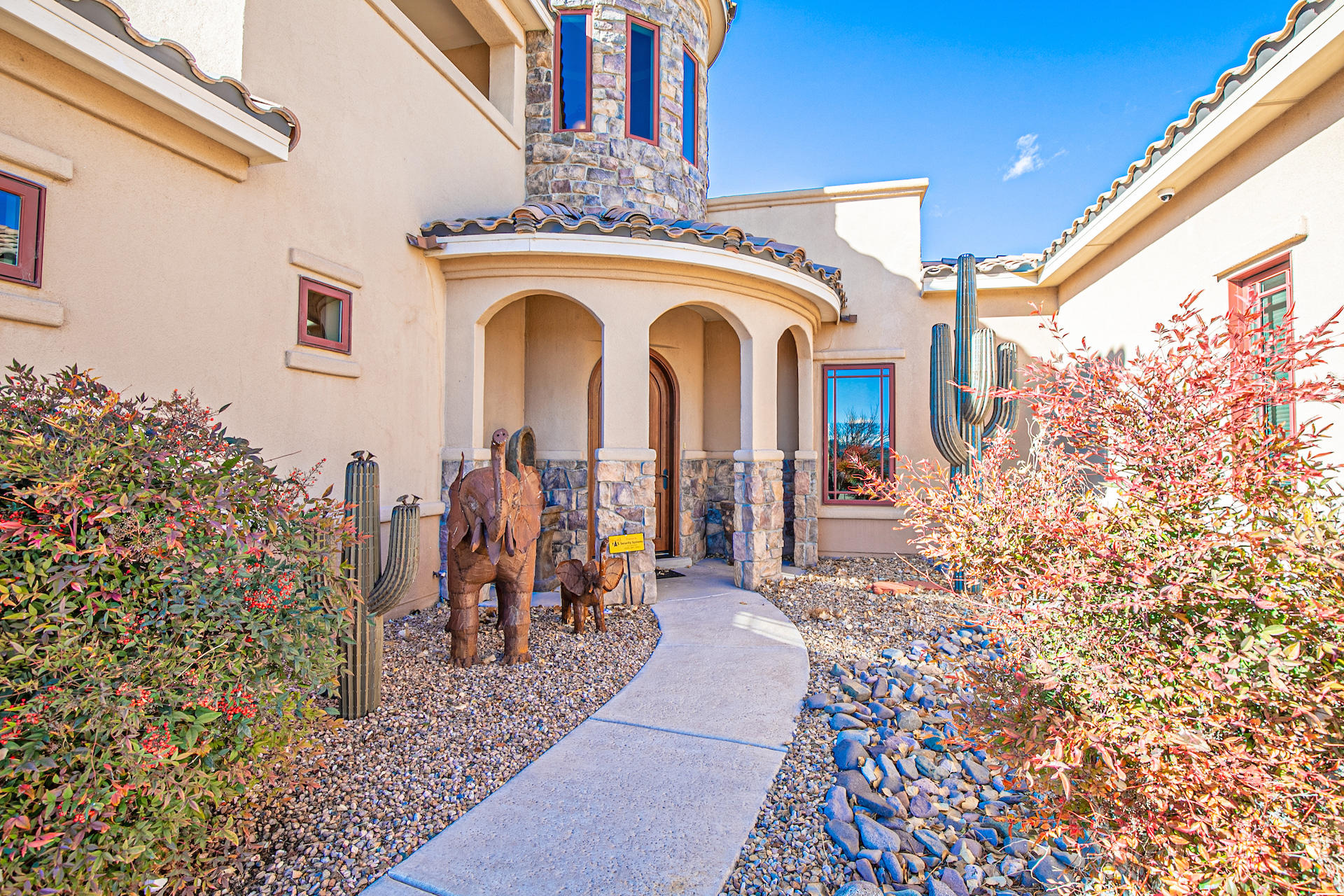 Photo 3 of Single family home for sale at 108 Lakeview Rd, Elephant Butte, NM 87935 | MLS# 1112092 | Listing updated on 2026-10-06