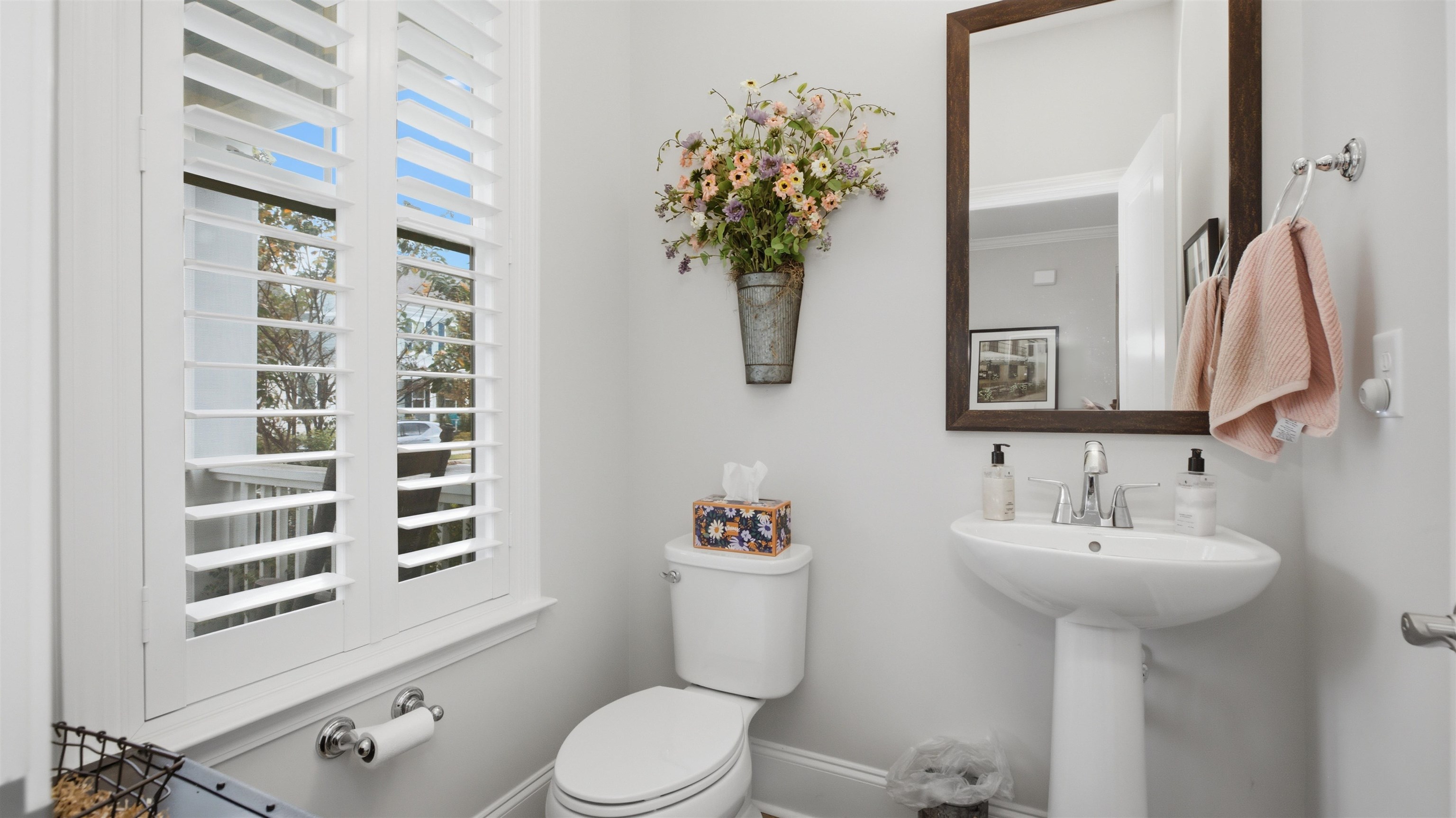 Photo 4 of Single family home for sale at 1815 Tryon Dr, Myrtle Beach, SC 29588 | MLS# 2624592 | Listing updated on 2026-10-10
