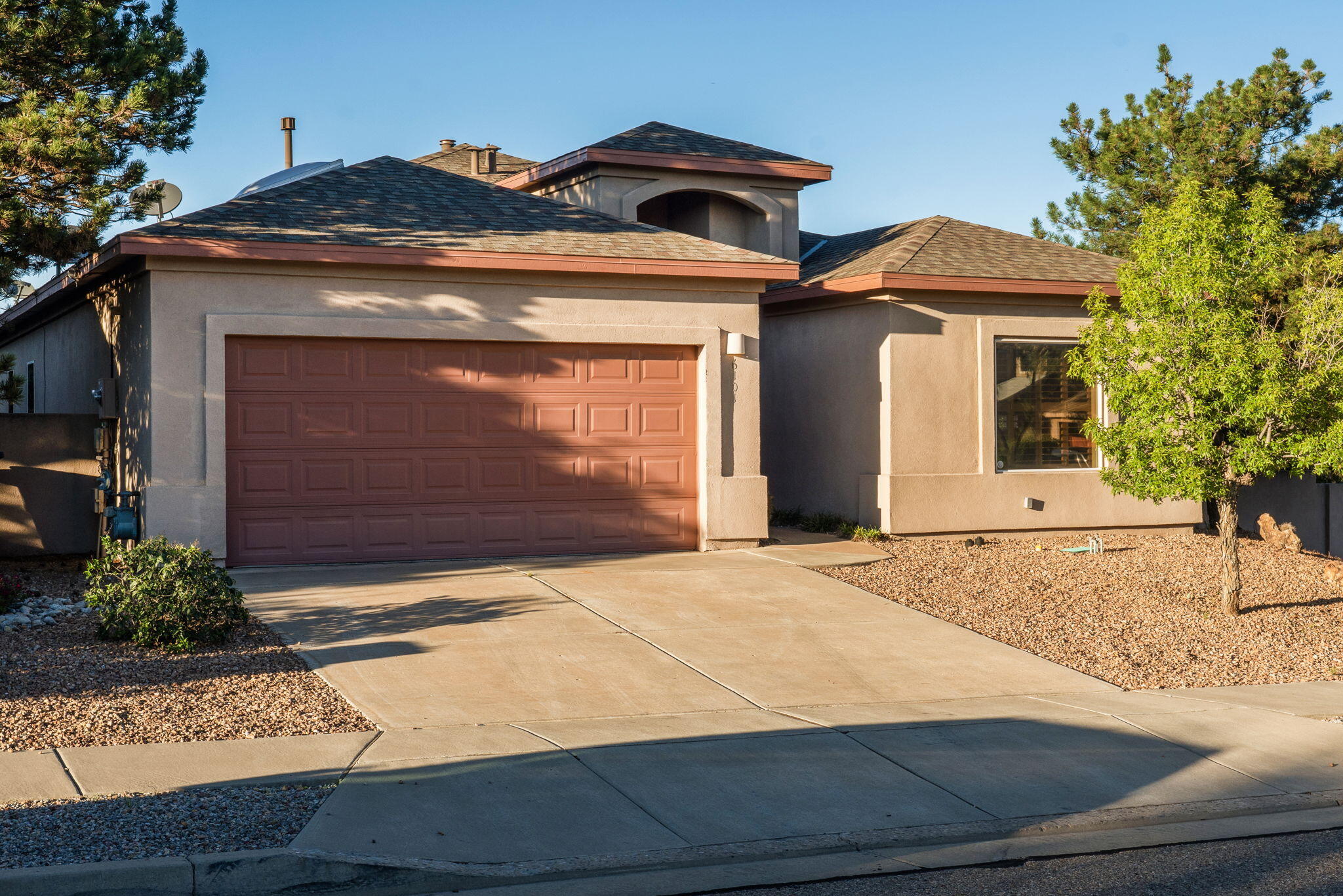 Photo 2 of Single family home for sale at 6101 Loro Ave Nw, Albuquerque, NM 87114 | MLS# 1112106 | Listing updated on 2026-10-09