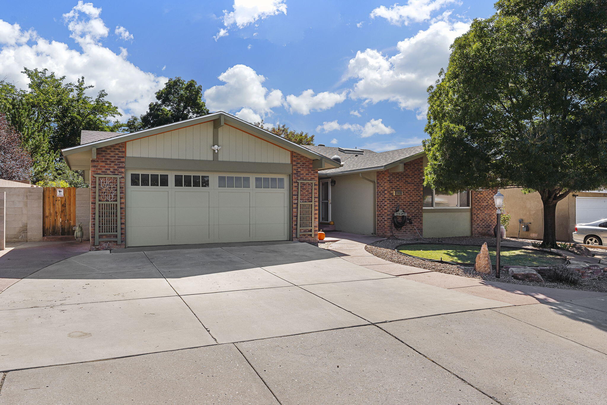 Photo 1 of Single family home for sale at 8132 Otero Ave NE, Albuquerque, NM 87109 | MLS# 1112109 | Listing updated on 2026-10-10