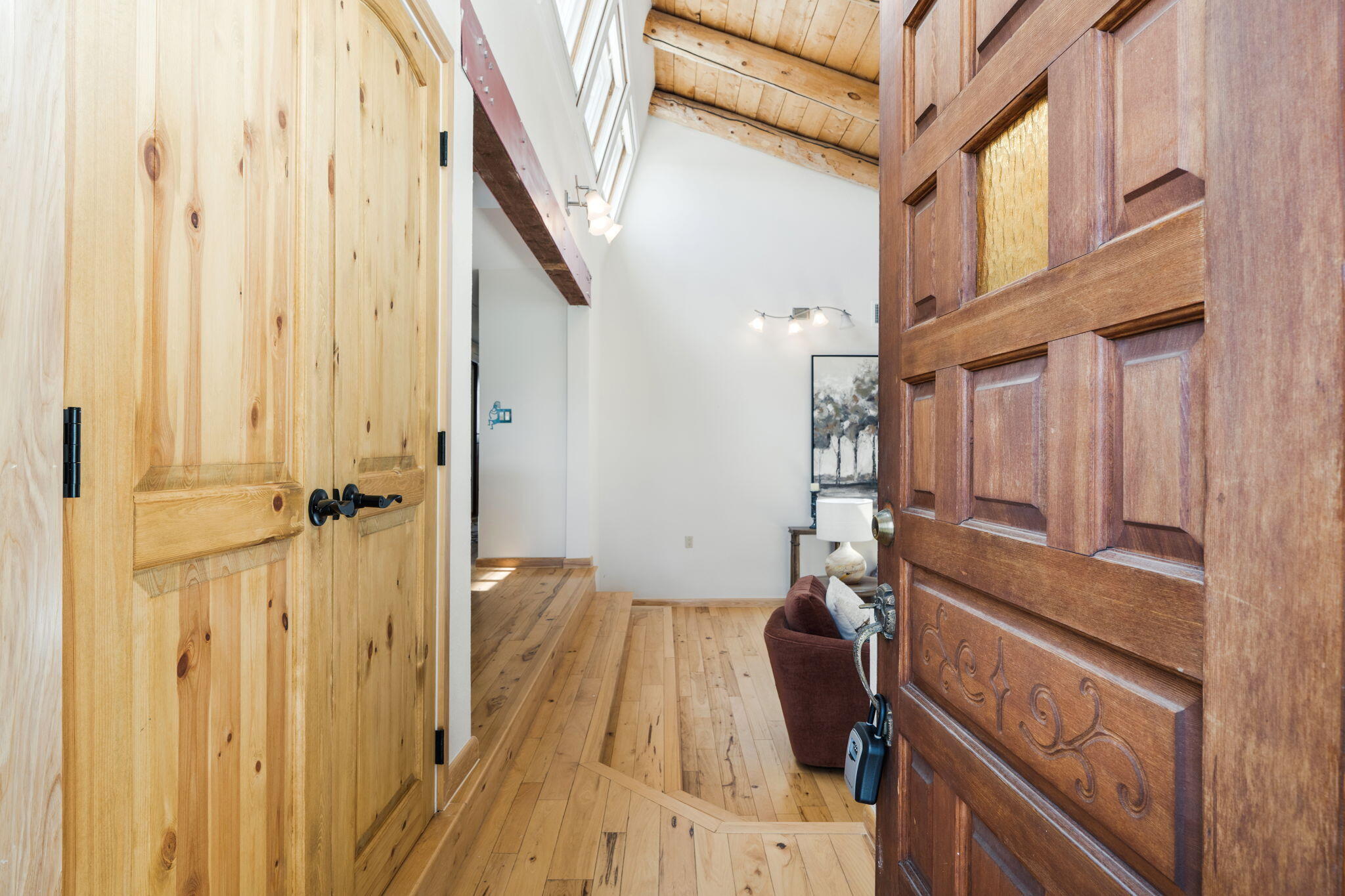 Photo 4 of Single family home for sale at 79 Cerro Del Alamo, Santa Fe, NM 87507 | MLS# 1112123 | Listing updated on 2026-10-07