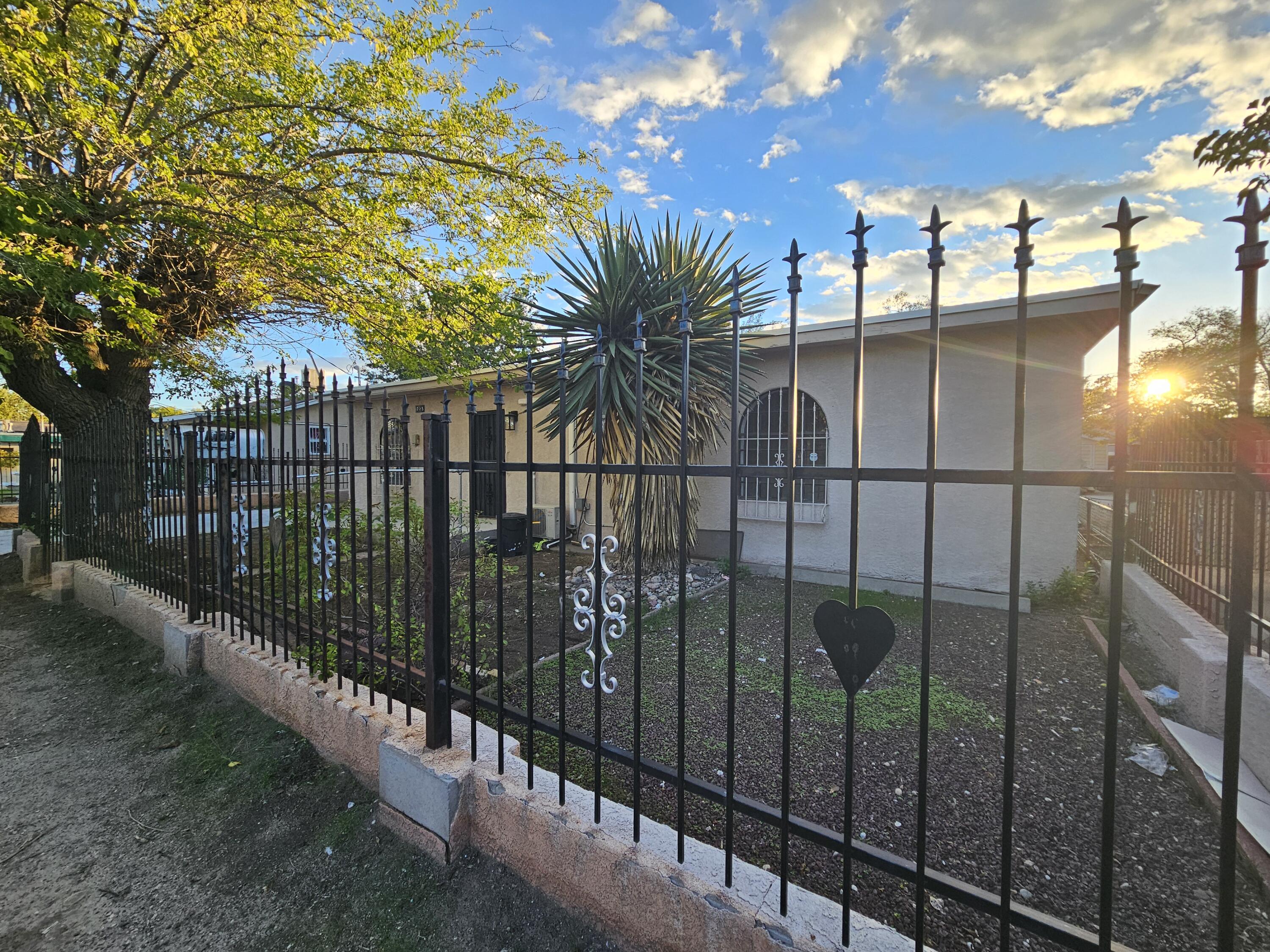 Photo 3 of Single family home for sale at 725 Cannon Rd Sw, Albuquerque, NM 87105 | MLS# 1112142 | Listing updated on 2026-10-08