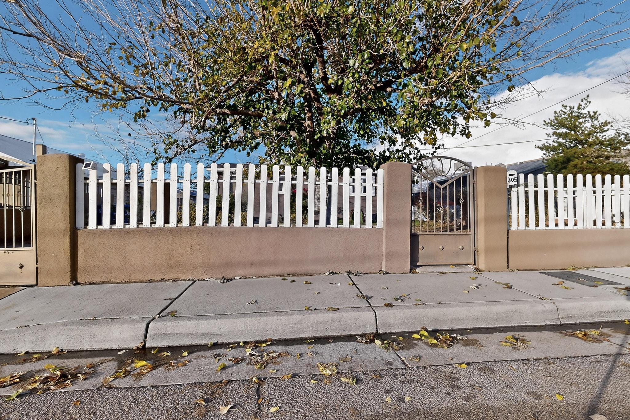 Single family home for sale at 305 San Jose Ave SE, Albuquerque, NM 87102 | MLS# 1112155