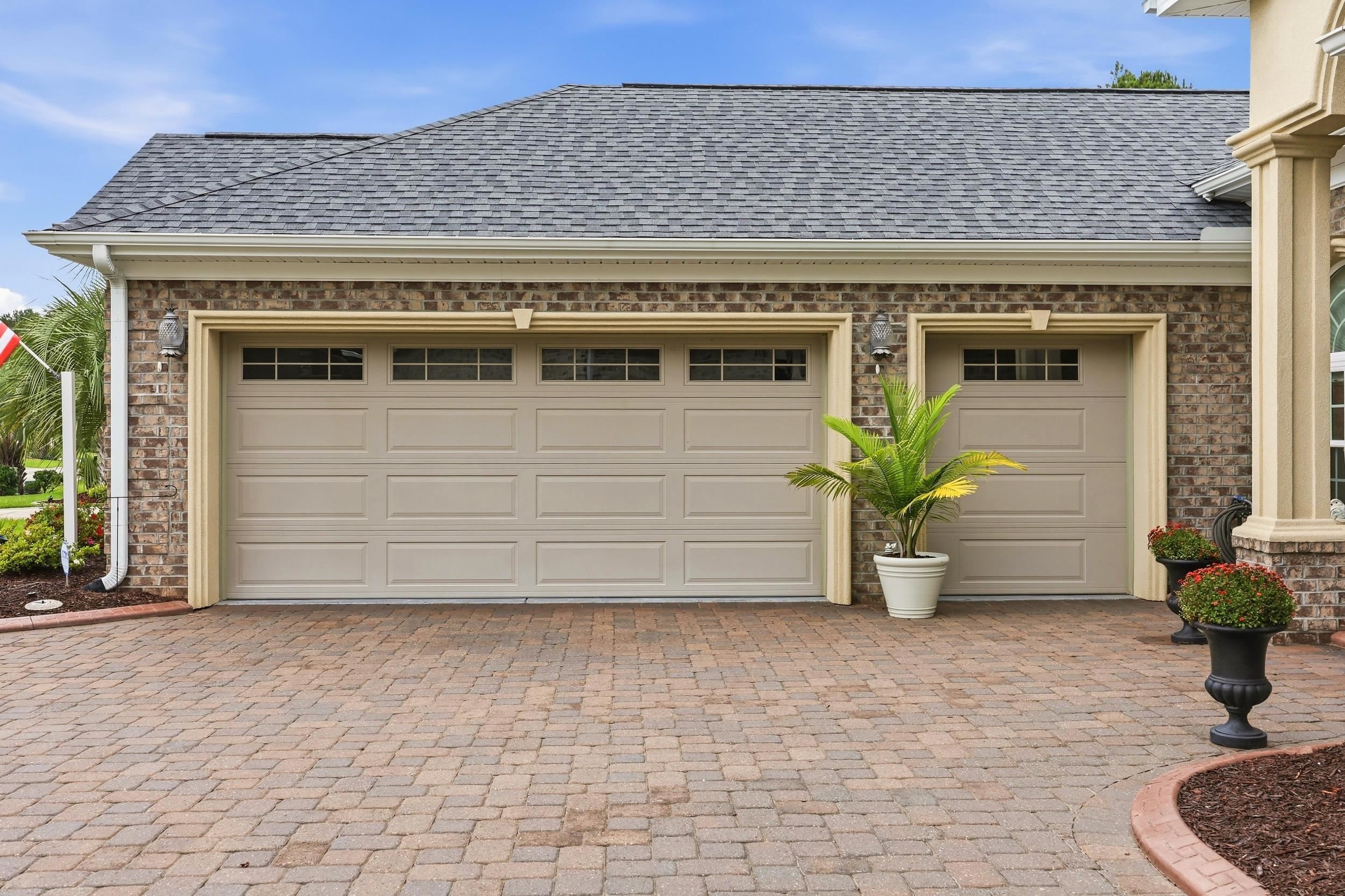 Photo 2 of Single family home for sale at 201 Waterfall Cir, Little River, SC 29566 | MLS# 2624701 | Listing updated on 2026-10-08