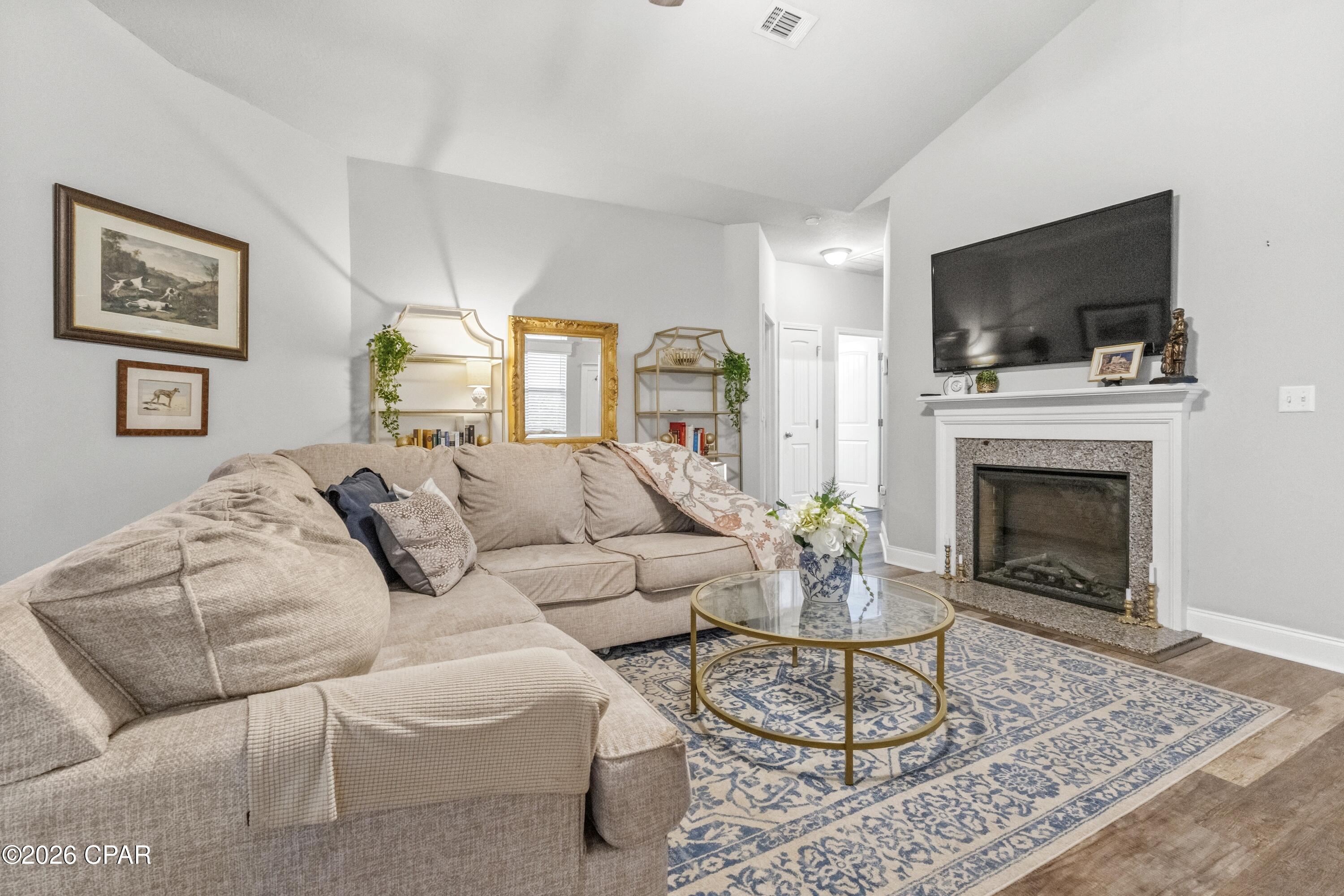 Photo 3 of Single family home for sale at 4055 Brk Stone Dr, Panama City, FL 32405 | MLS# 796401 | Listing updated on 2026-10-08