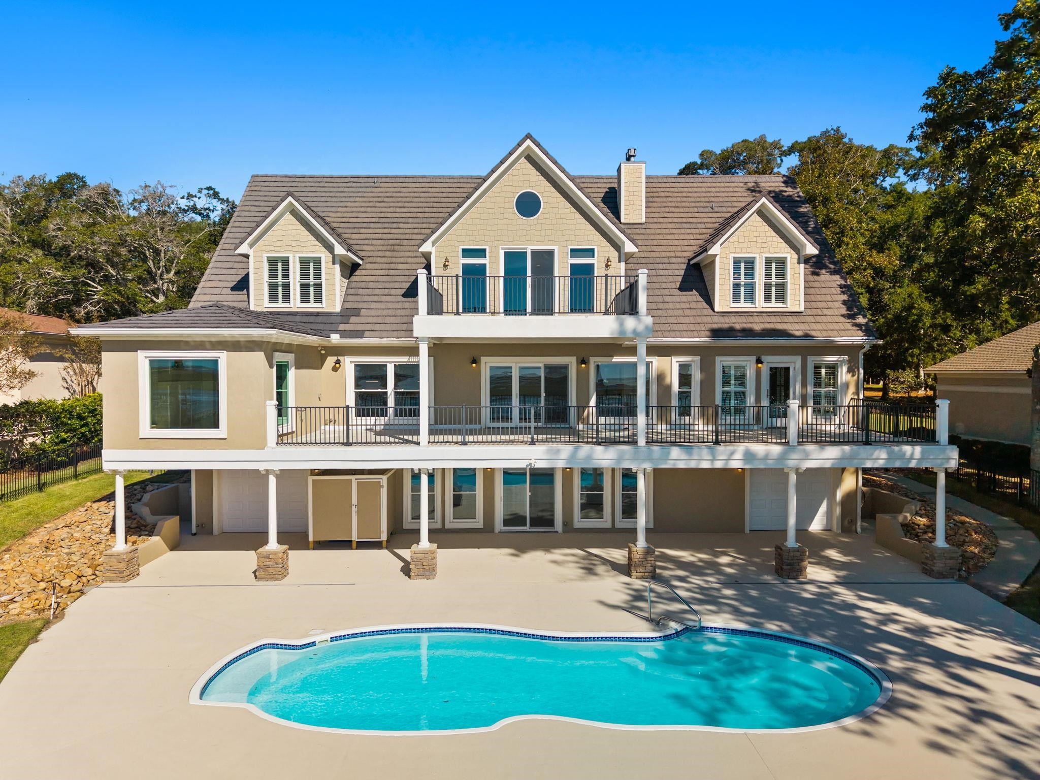Photo 4 of Single family home for sale at 1324 Harbour Watch SW, Calabash, SC 28467 | MLS# 2624769 | Listing updated on 2026-10-08