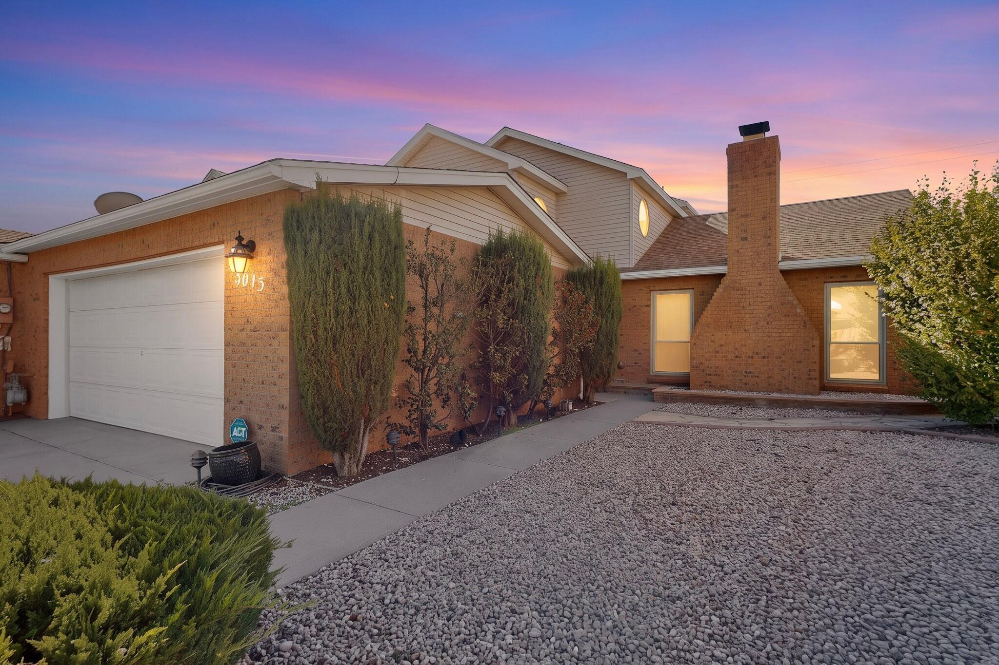 5015 Calle De Carino NE