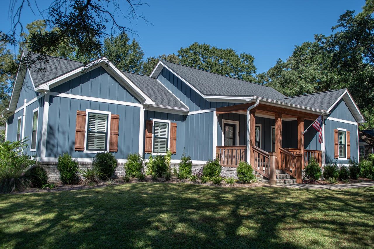 Single family home for sale at 1000 Cuttino St, Georgetown, SC 29440 | MLS# 2624826