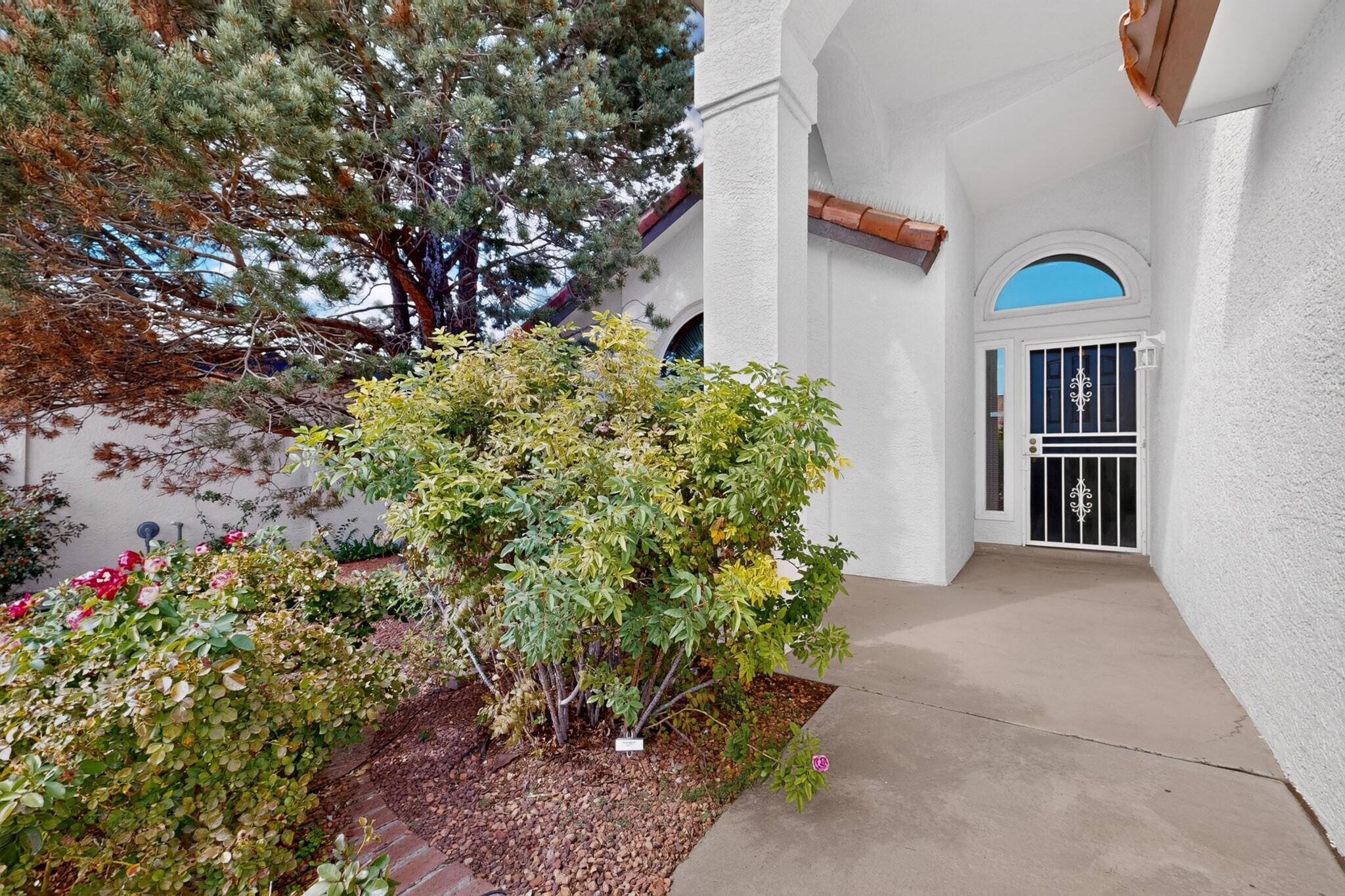 Photo 2 of Sale Pending at 8109 William Moyers Ave Ne, Albuquerque, NM 87122 | MLS# 1112236 | Listing updated on 2026-10-21