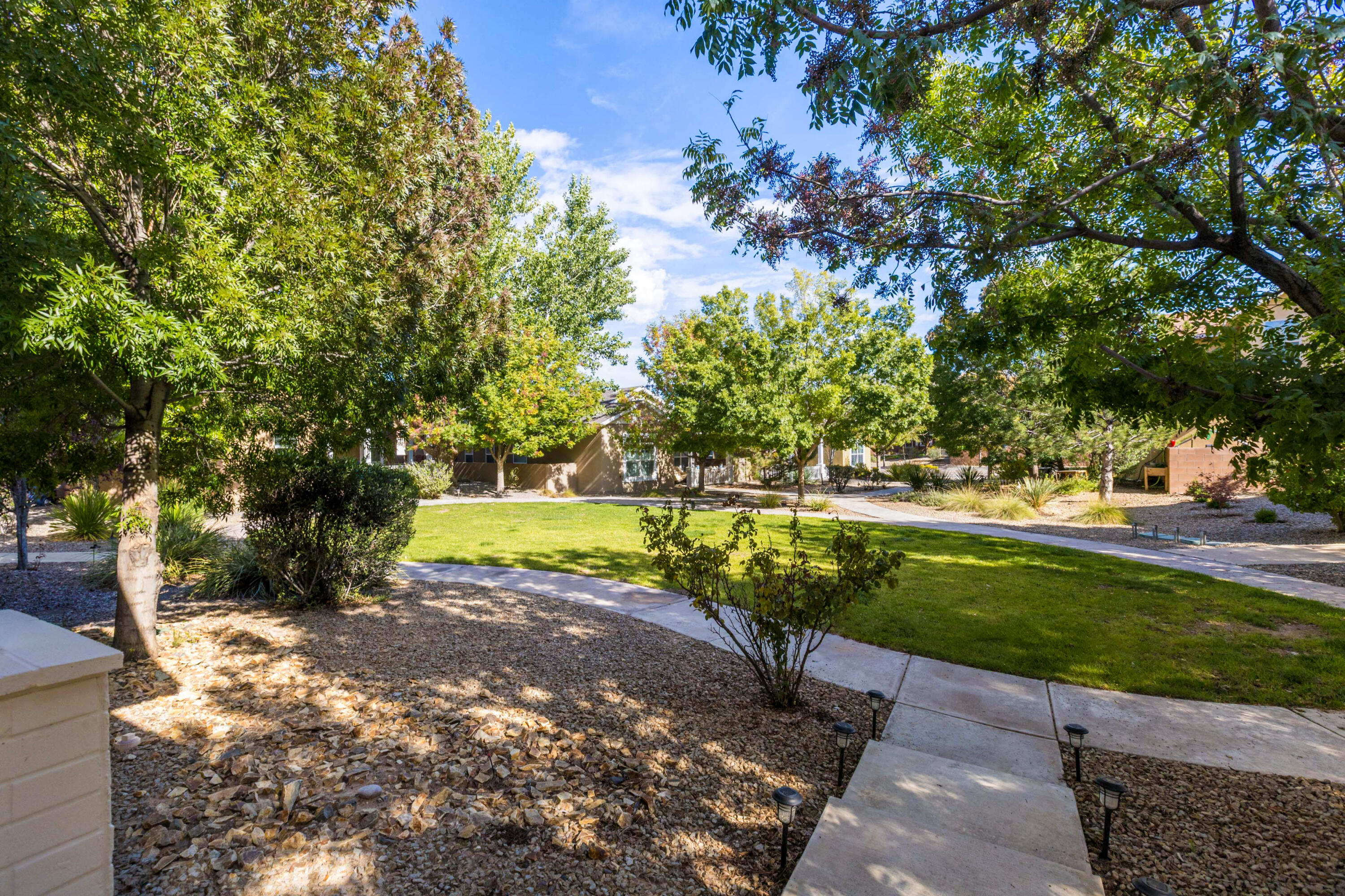 Photo 3 of Single family home for sale at 5735 Strand Lp Loop Se, Albuquerque, NM 87106 | MLS# 1112211 | Listing updated on 2026-10-11