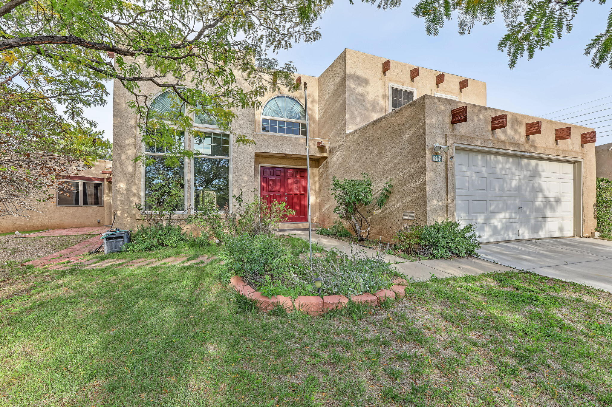 Photo 2 of Single family home for sale at 2705 La Silla Dorada, Santa Fe, NM 87505 | MLS# 1112252 | Listing updated on 2026-10-21