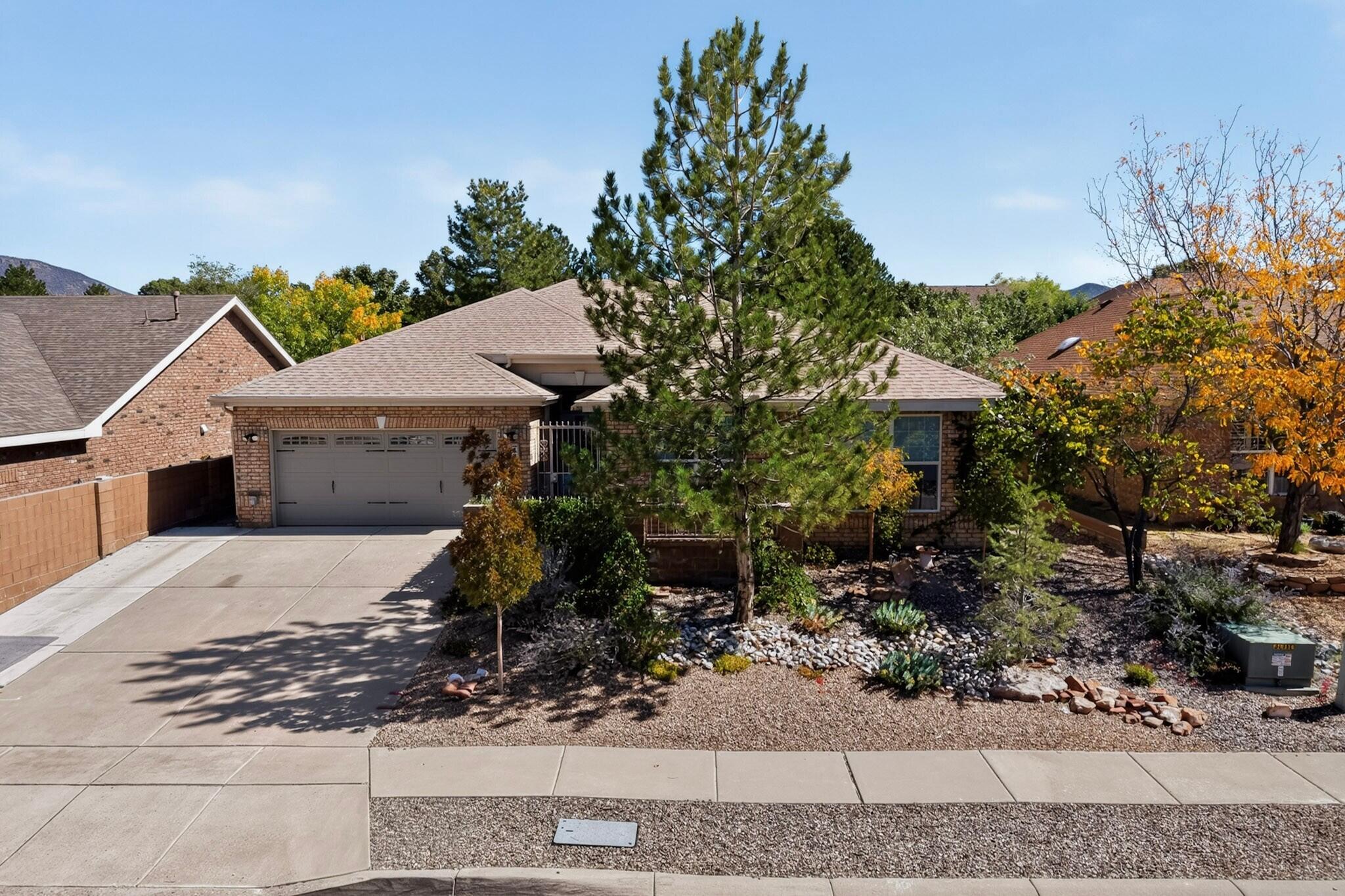 Photo 3 of Single family home for sale at 1204 Cannonade Ct Se, Albuquerque, NM 87123 | MLS# 1112253 | Listing updated on 2026-10-10