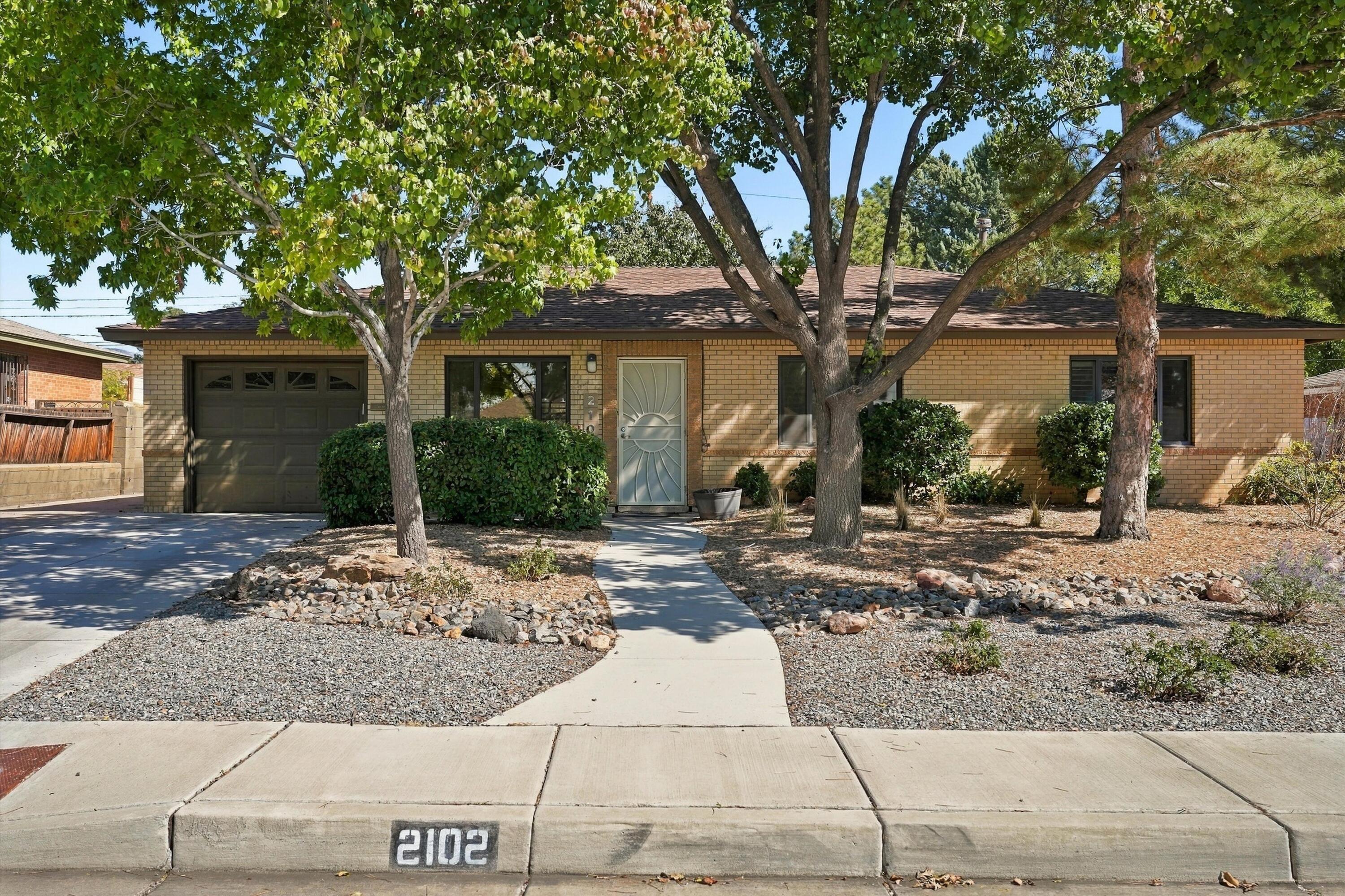 Photo 2 of Single family home for sale at 2102 Hendola Dr Ne, Albuquerque, NM 87110 | MLS# 1112255 | Listing updated on 2026-10-09