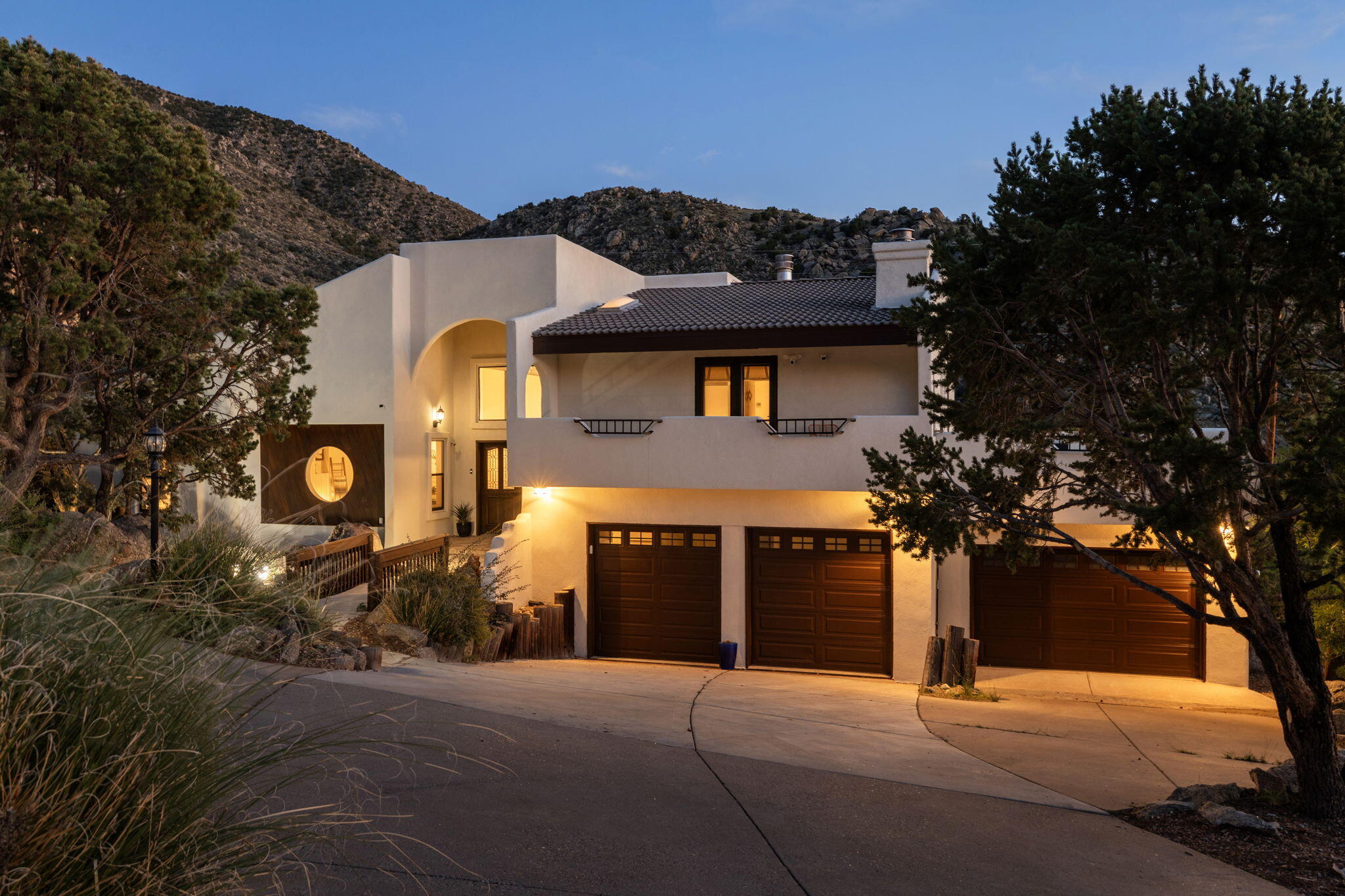 Photo 1 of Single family home for sale at 13604 Deer Trl Pl Ne, Albuquerque, NM 87111 | MLS# 1112262 | Listing updated on 2026-10-14