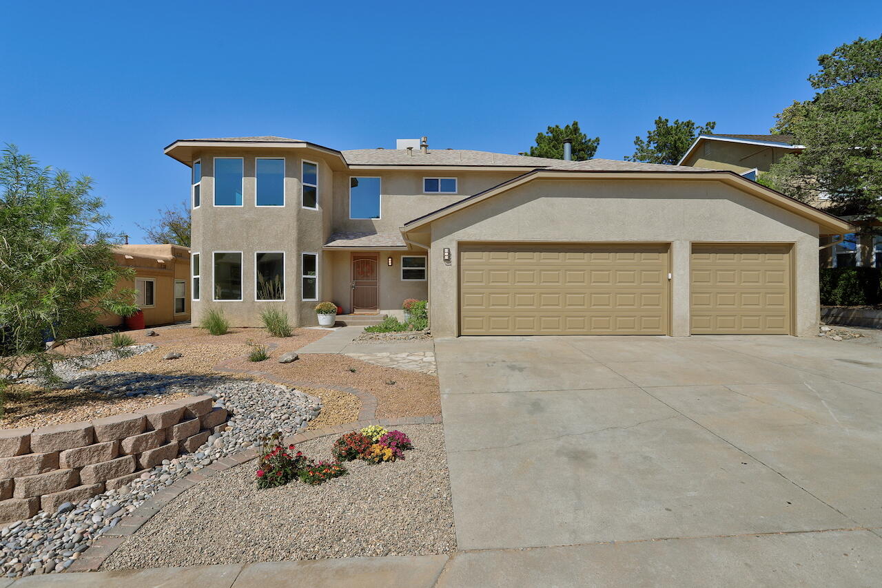Photo 1 of Single family home for sale at 5823 Lost Dutchman Ave Ne, Albuquerque, NM 87111 | MLS# 1112315 | Listing updated on 2026-10-11