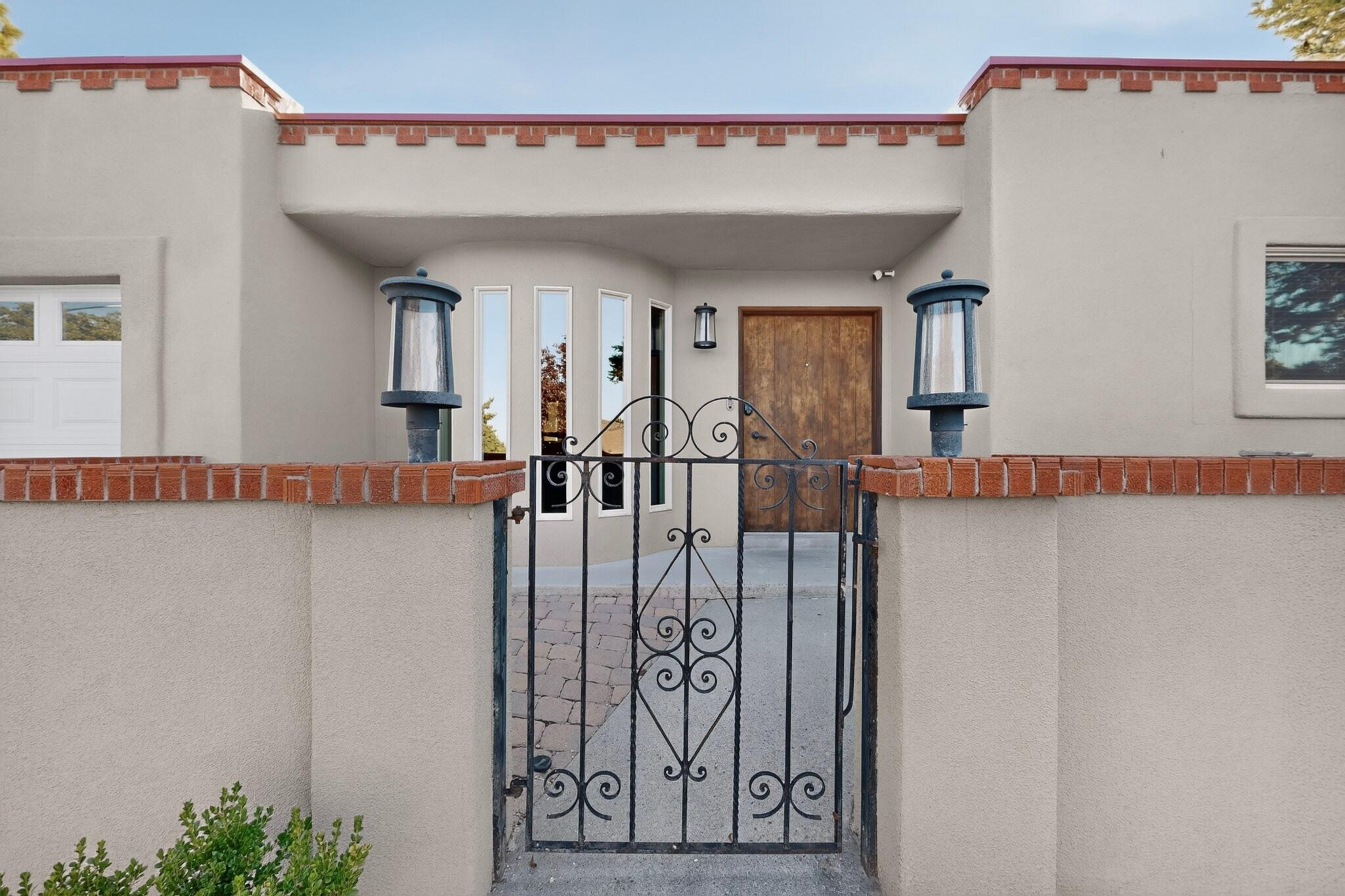 Photo 3 of Single family home for sale at 3016 El Marta Ct Ne, Albuquerque, NM 87111 | MLS# 1112257 | Listing updated on 2026-10-15