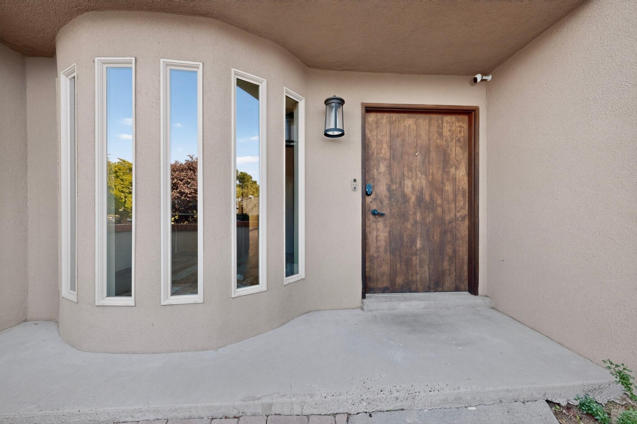 Photo 4 of Single family home for sale at 3016 El Marta Ct NE, Albuquerque, NM 87111 | MLS# 1112257 | Listing updated on 2026-10-15