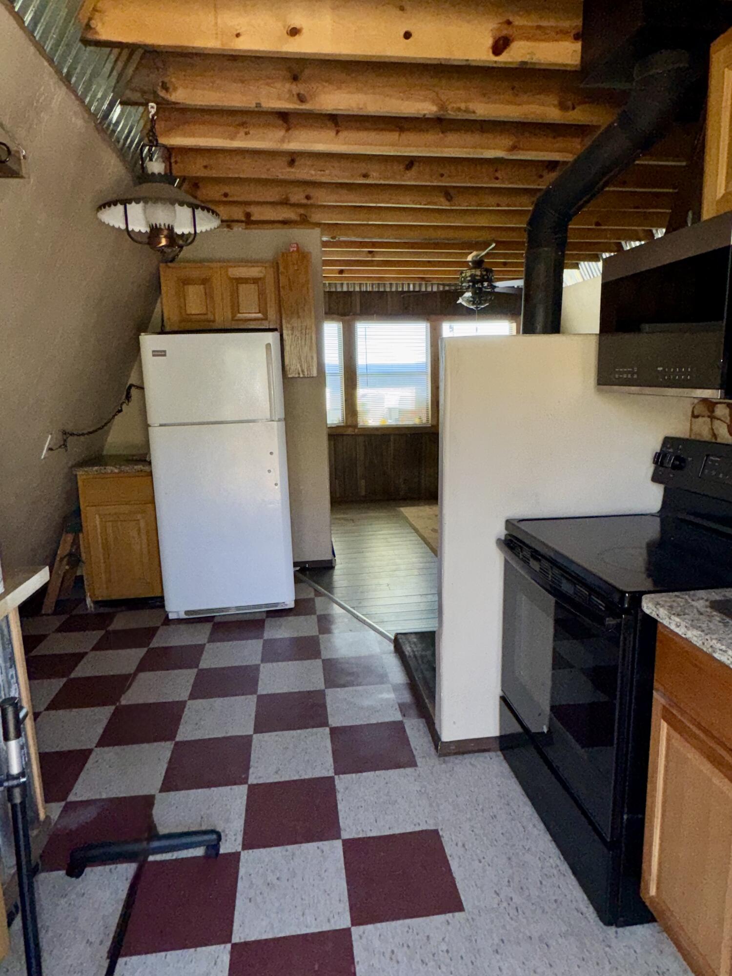 Photo 3 of Single family home for sale at 31 Bluff Rd, Thoreau, NM 87323 | MLS# 1112370 | Listing updated on 2026-10-21