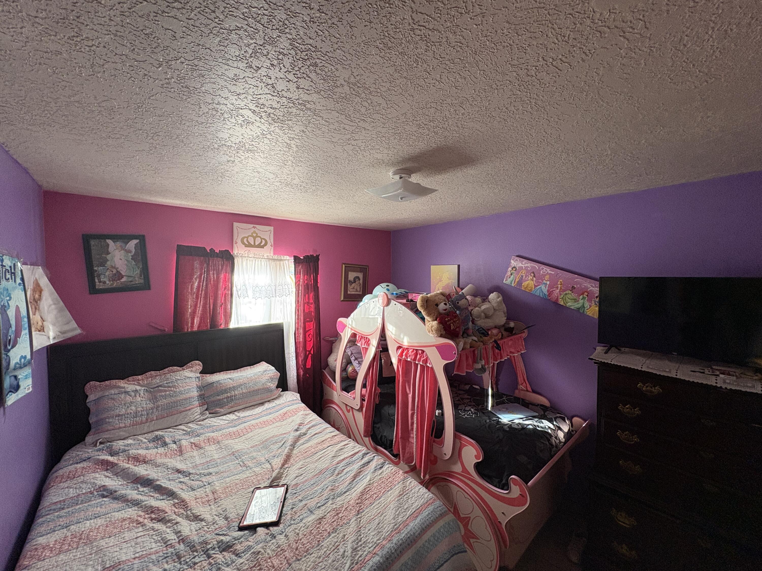 Photo 3 of Sale Pending at 1701 Desert Ridge Rd SW, Albuquerque, NM 87121 | MLS# 1112408 | Listing updated on 2026-10-21