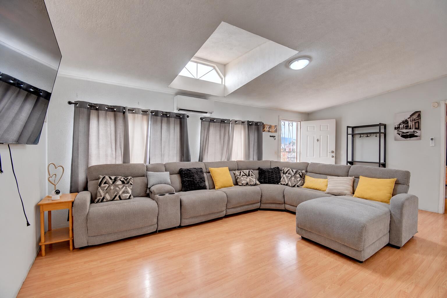 Photo 3 of Sale Pending at 3012 Don Luciano Rd Sw, Albuquerque, NM 87121 | MLS# 1112486 | Listing updated on 2026-10-27