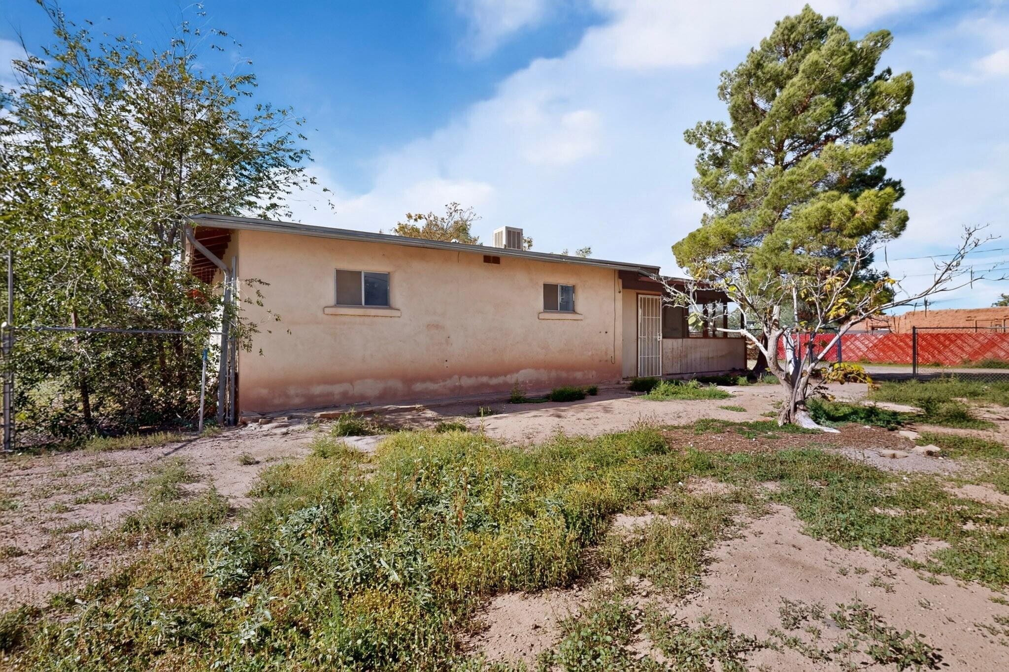 Photo 3 of Single family home for sale at 35 Llanito Rd, Bernalillo, NM 87004 | MLS# 1112697 | Listing updated on 2026-10-27